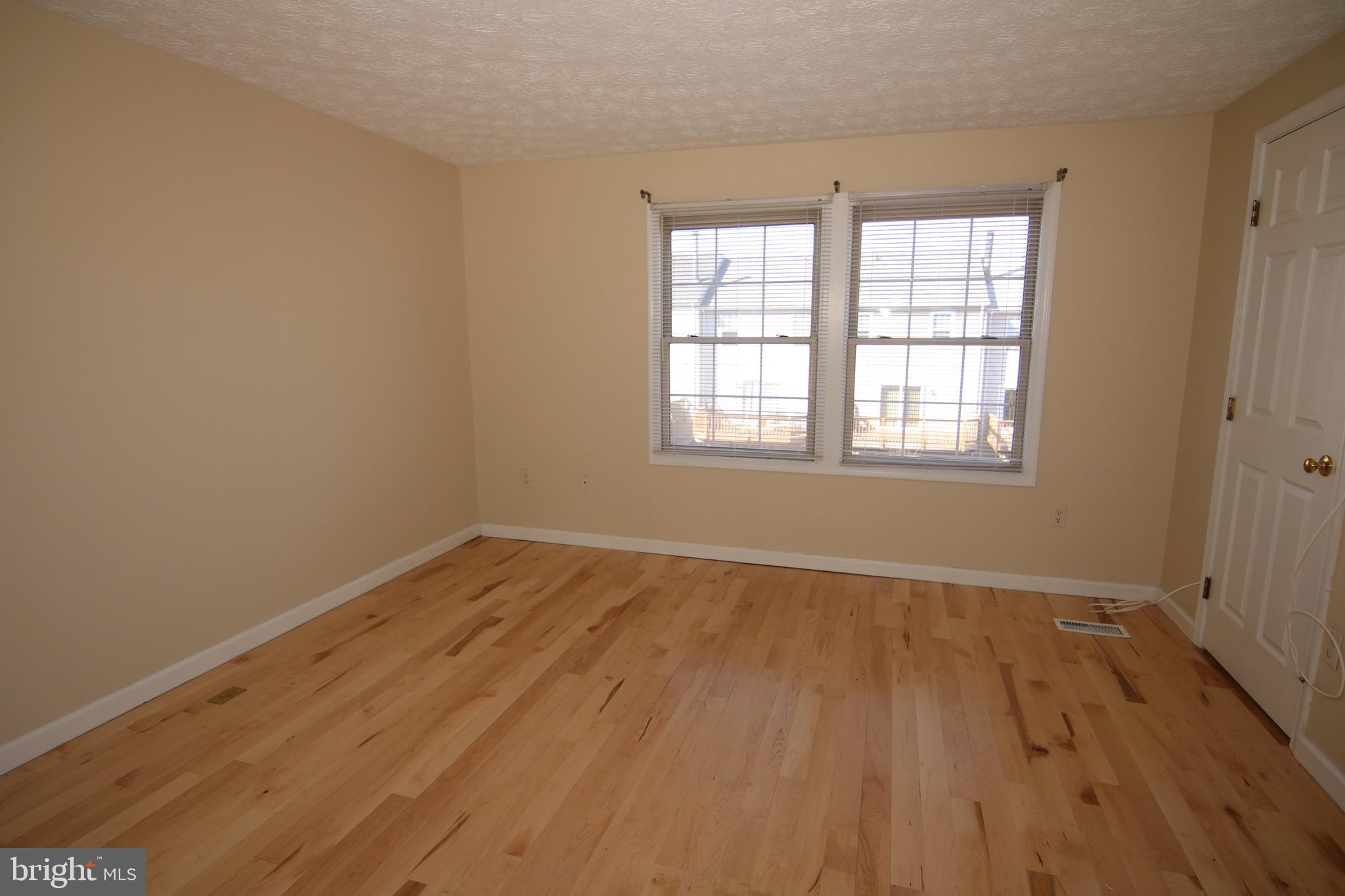 COURTS AT PINEY ORCHARD - Residential