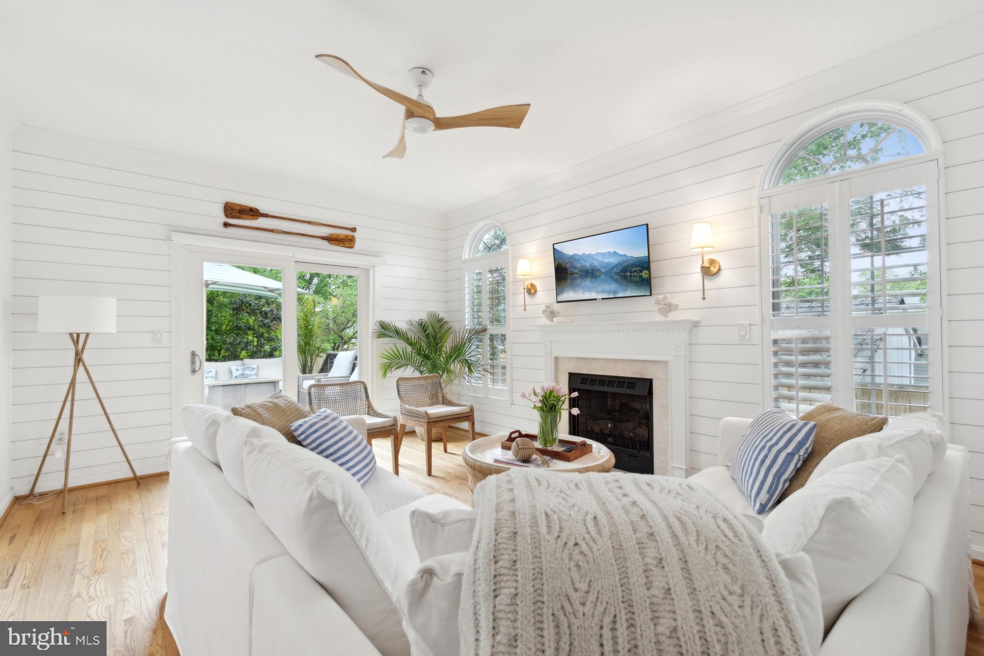 EASTPORT - Residential