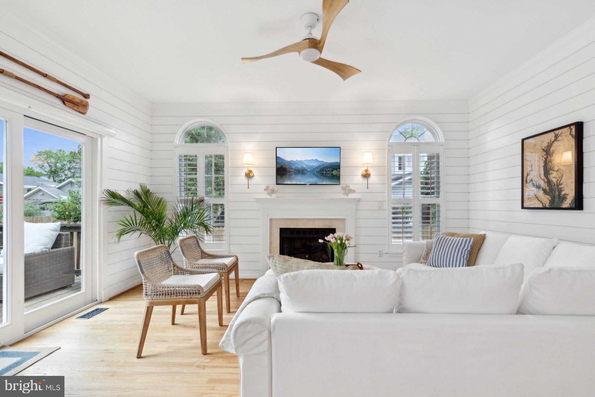 EASTPORT - Residential