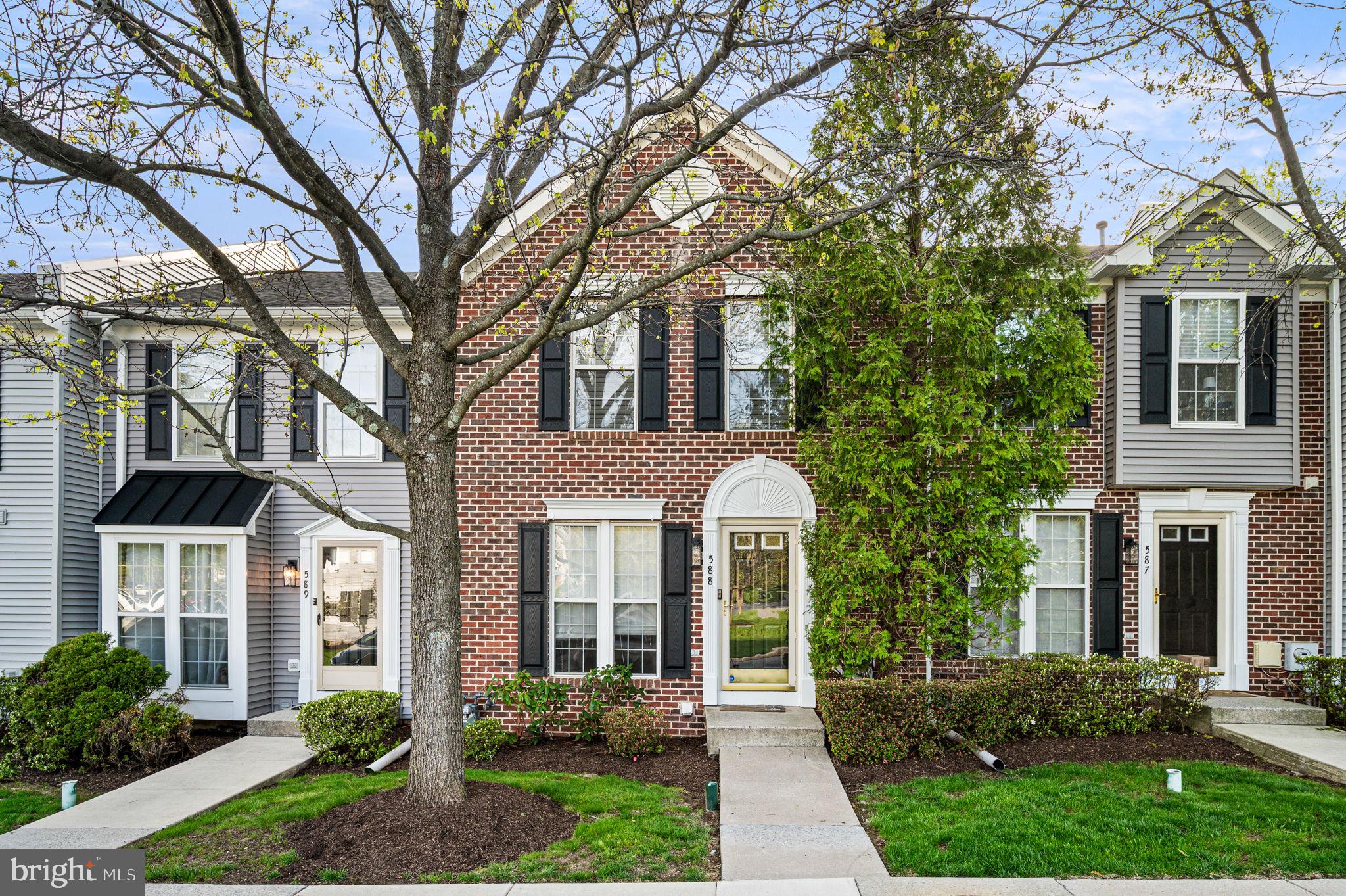 EXTON STATION - Residential