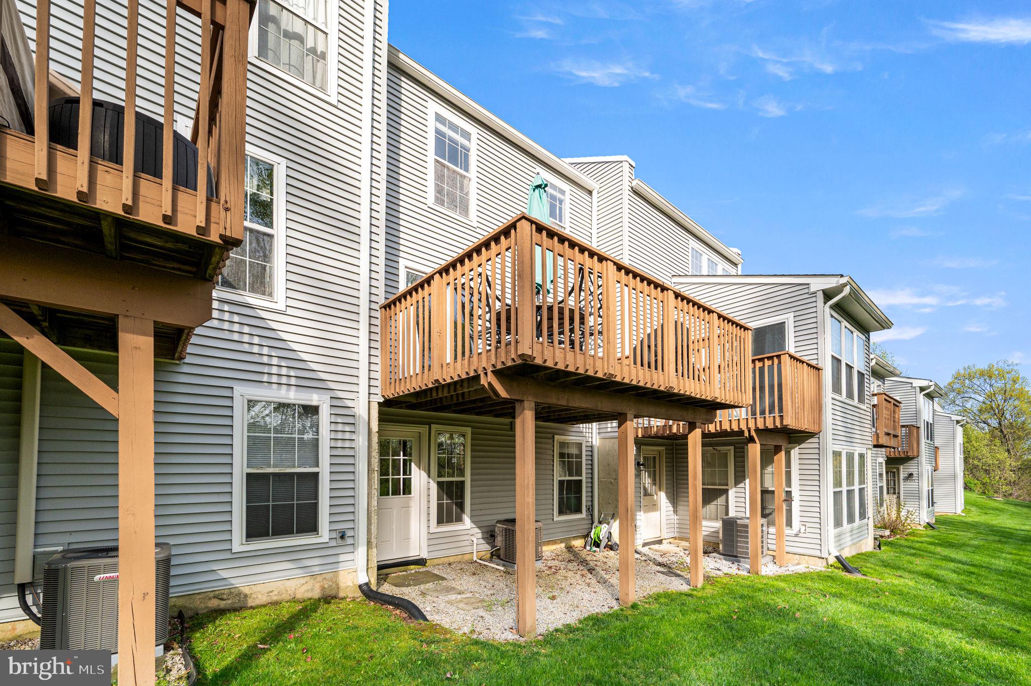 EXTON STATION - Residential