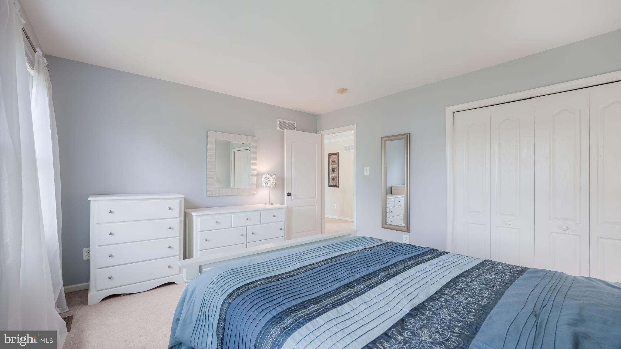 NORTHAMPTON CROSSG - Residential