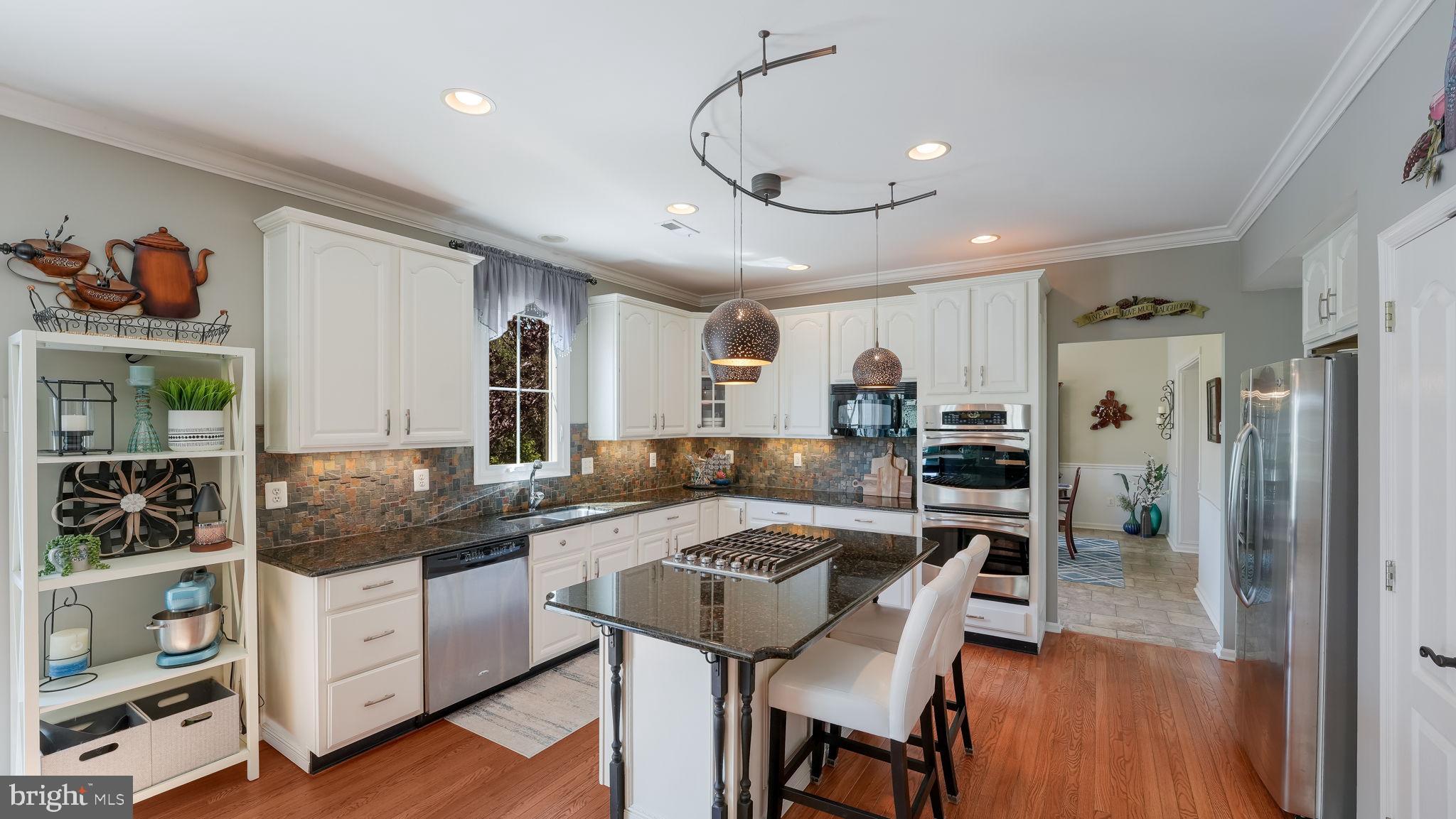 NORTHAMPTON CROSSG - Residential