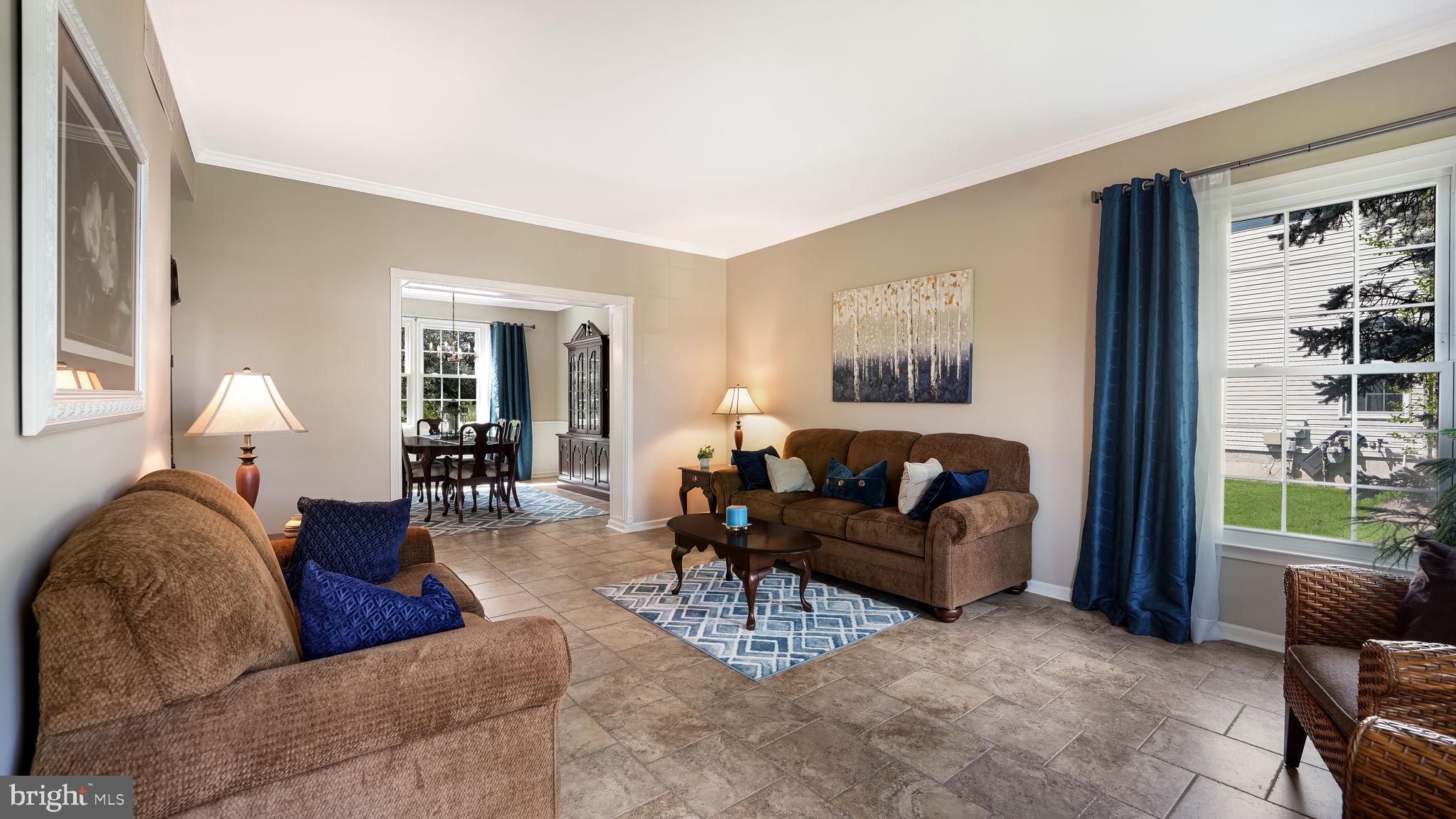 NORTHAMPTON CROSSG - Residential