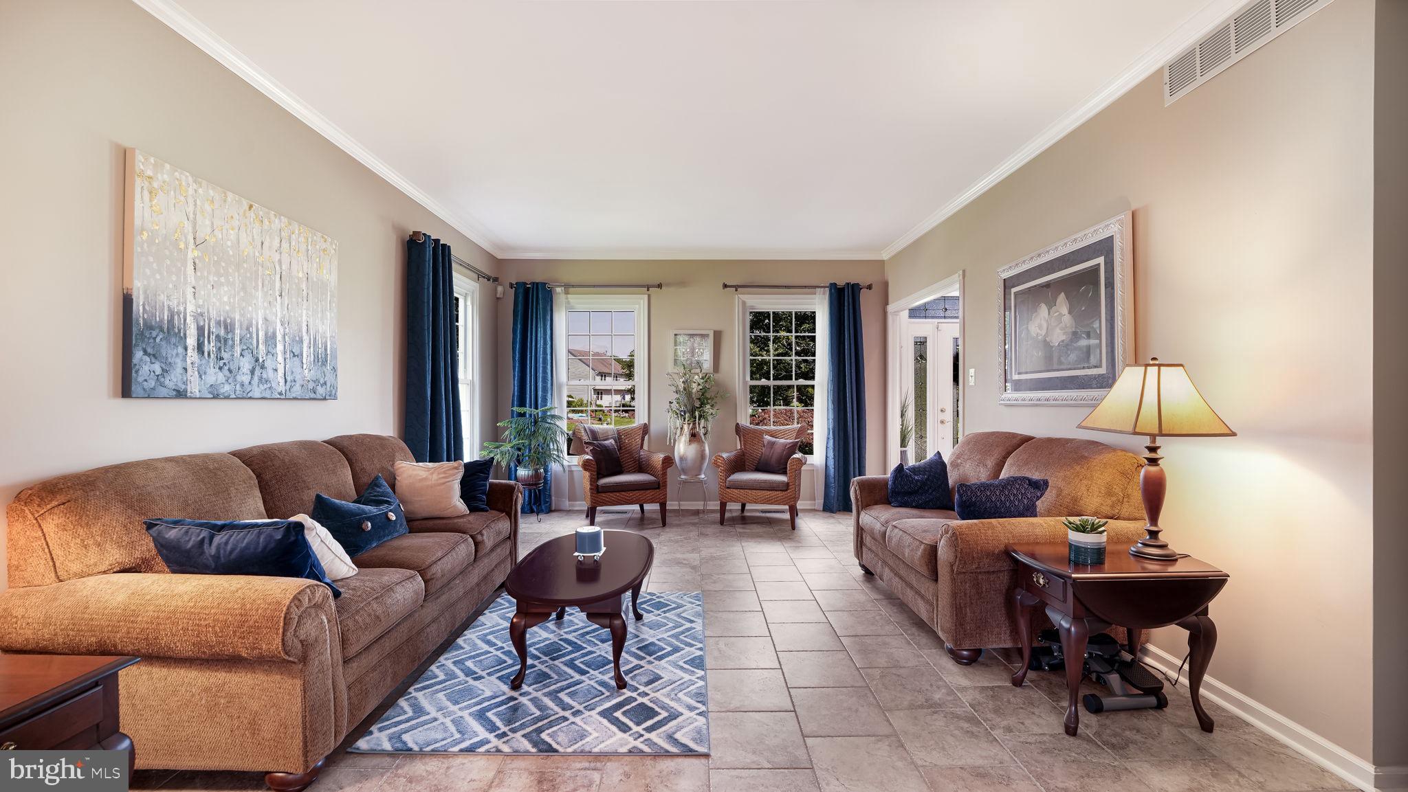 NORTHAMPTON CROSSG - Residential