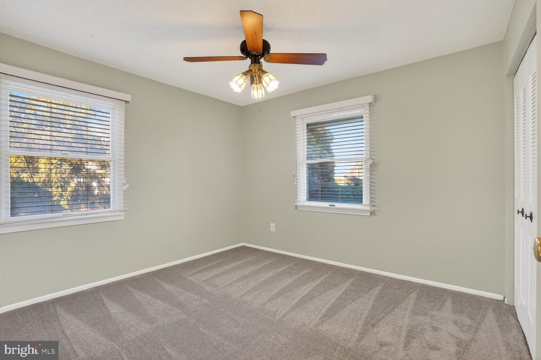 PIMMIT HILLS - Residential Lease