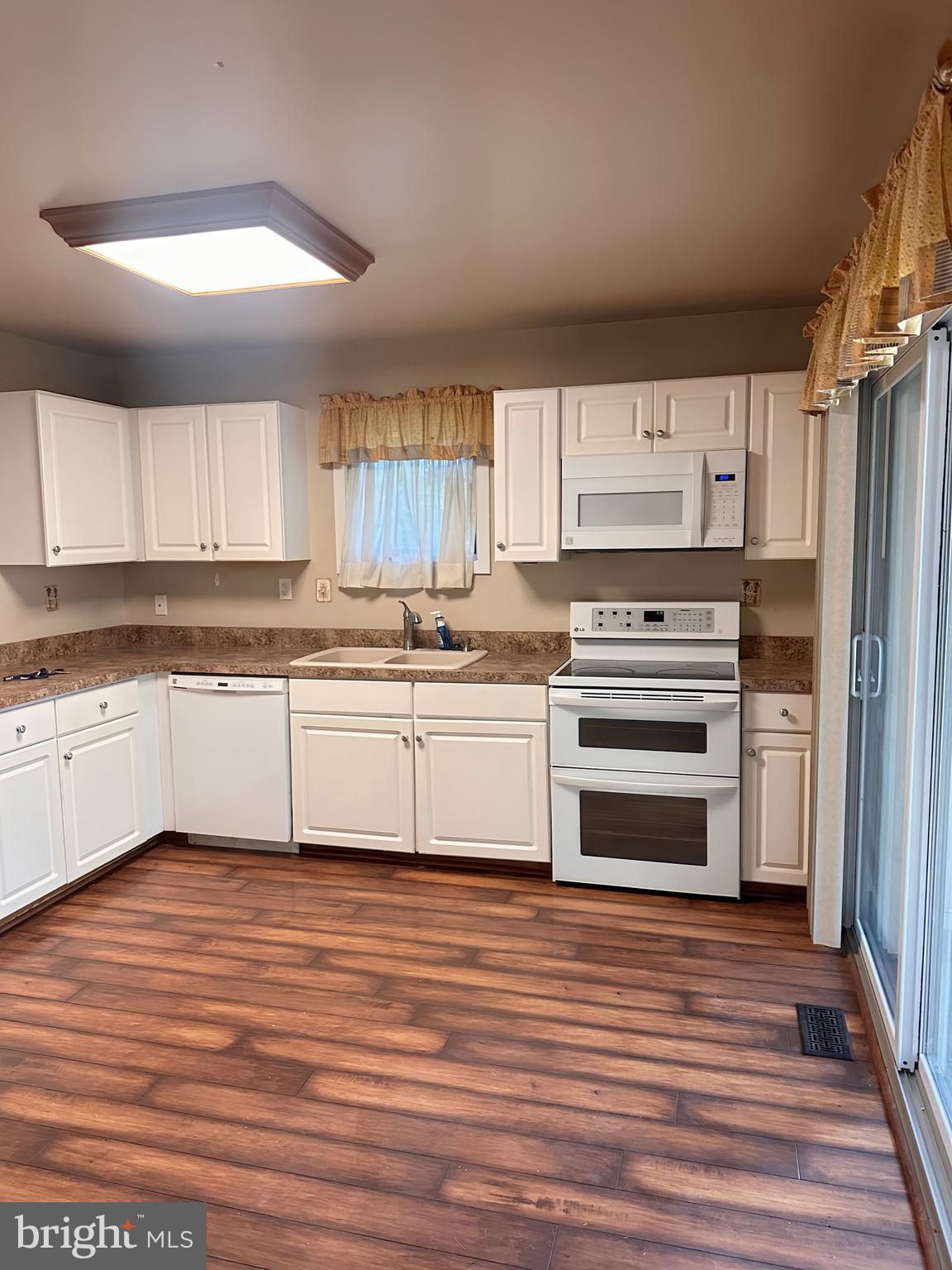 ARROWHEAD - Residential