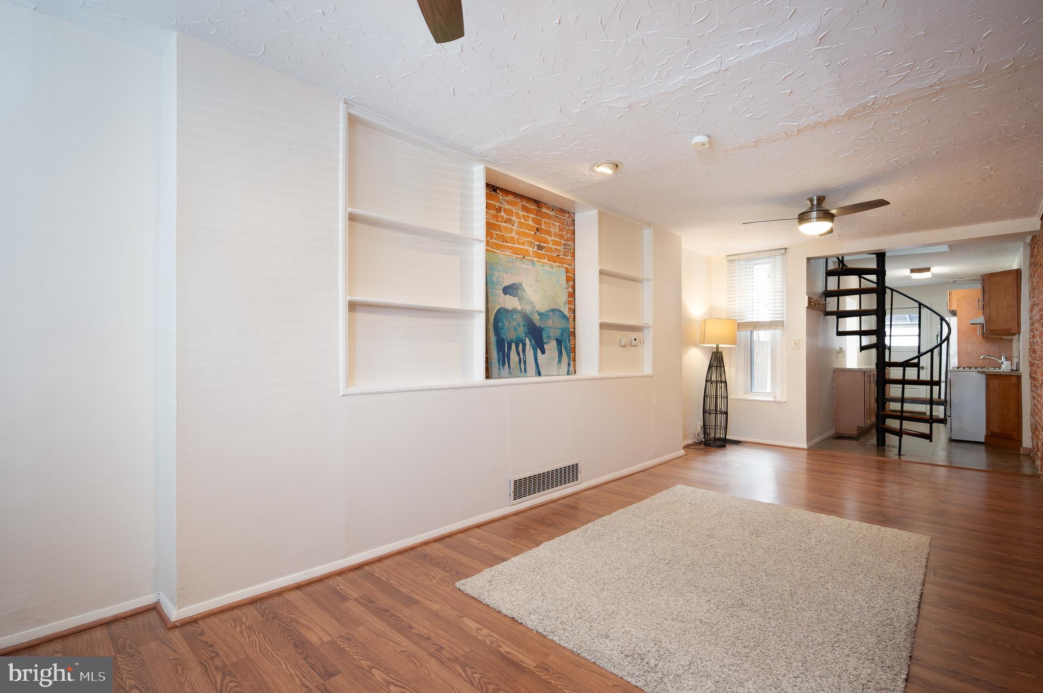 1422 N LINCOLN STREET