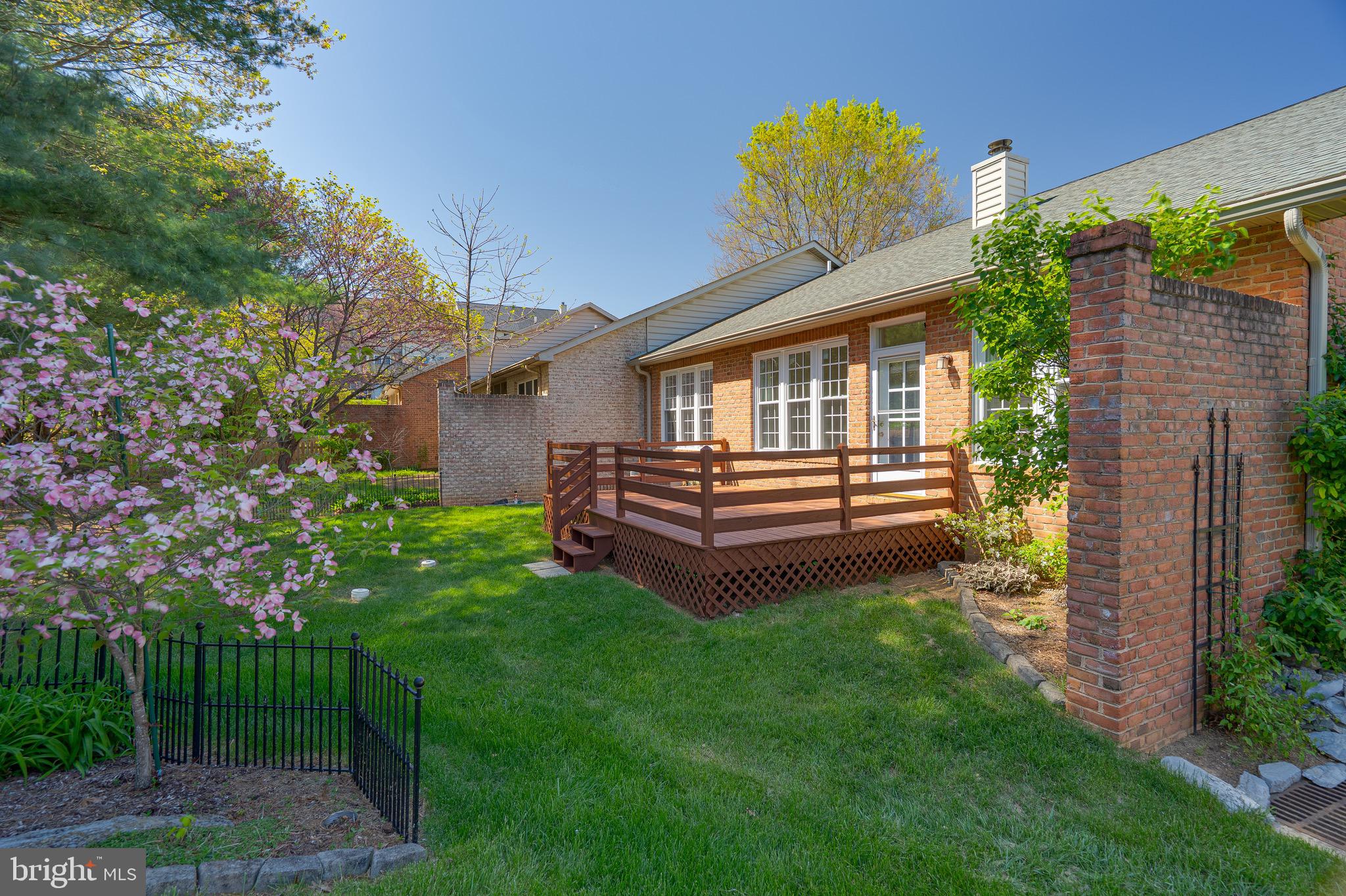 SPRING MILLS - Residential