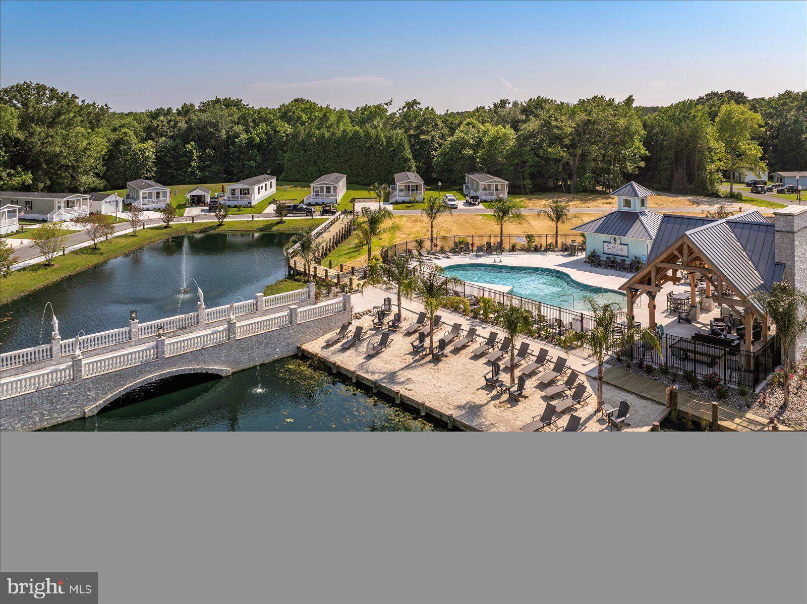 SALT LIFE PARK LLC - Residential