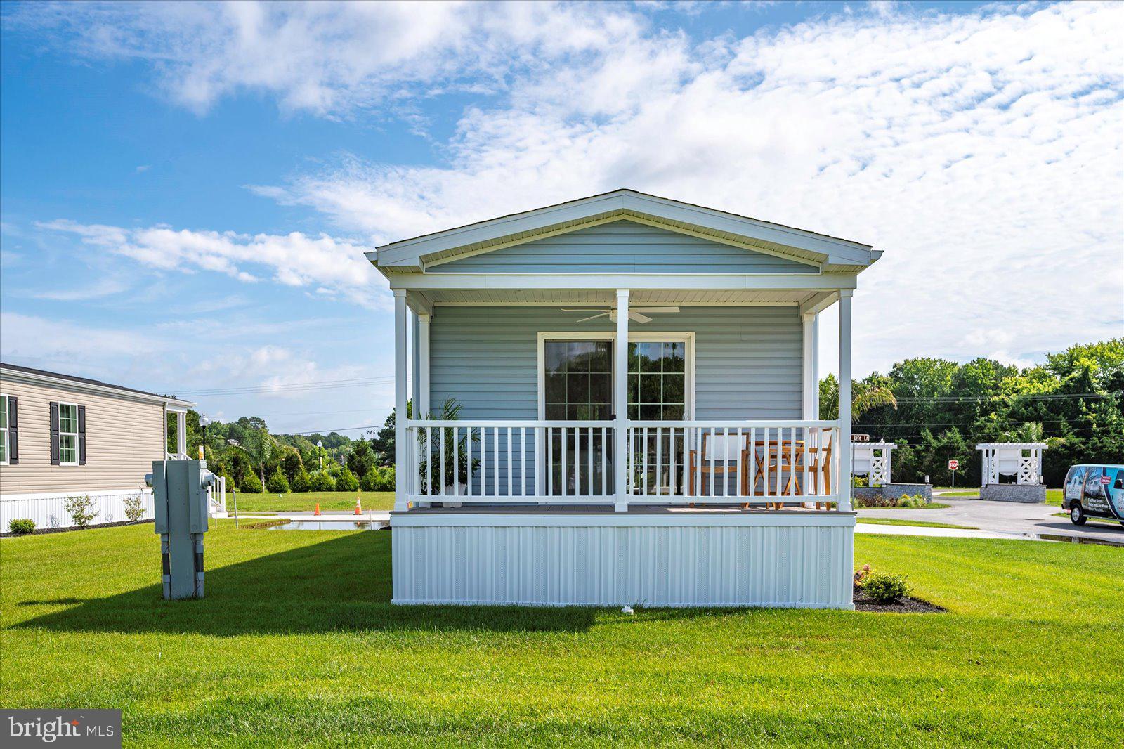 SALT LIFE PARK LLC - Residential