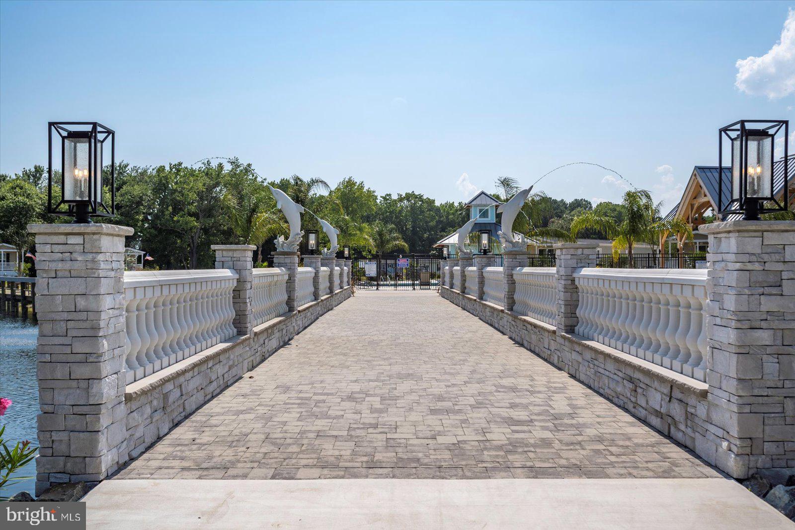 SALT LIFE PARK LLC - Residential