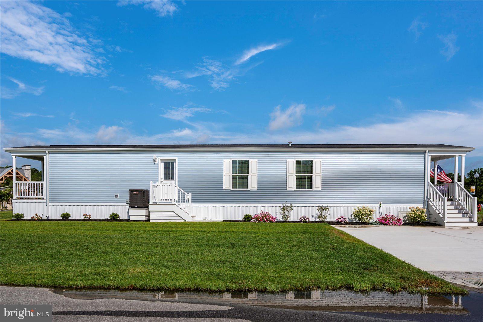 SALT LIFE PARK LLC - Residential