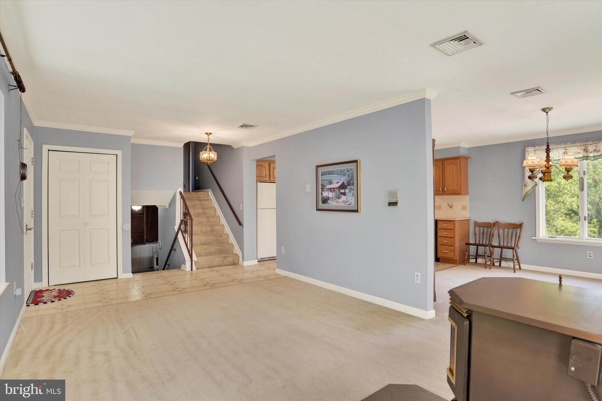 HIGH MEADOW - Residential