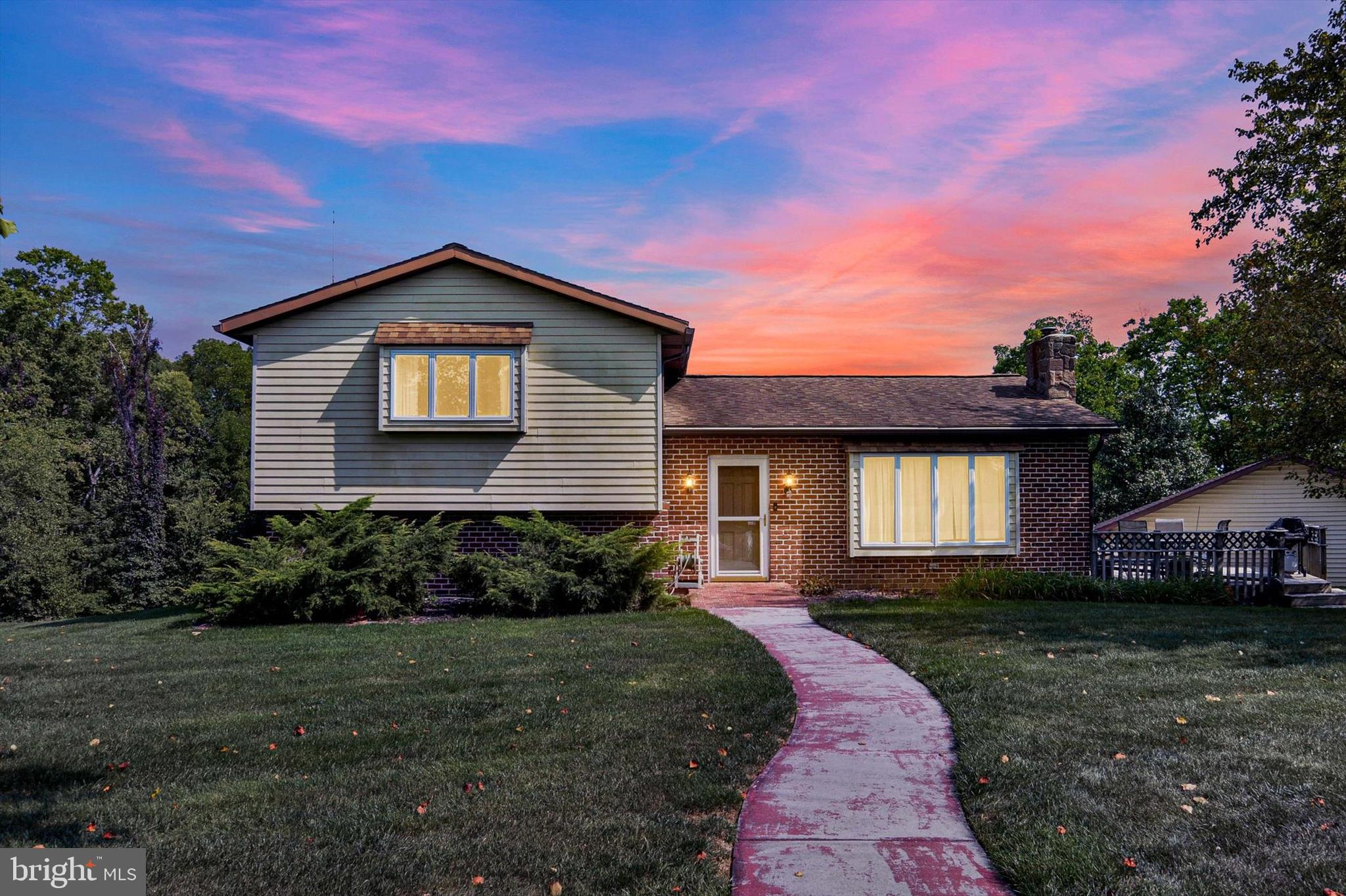 HIGH MEADOW - Residential