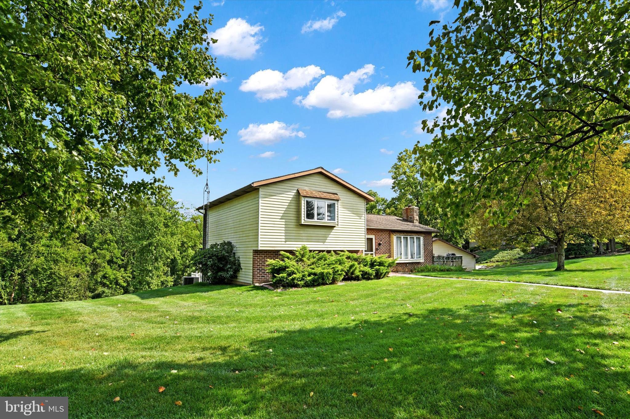 HIGH MEADOW - Residential