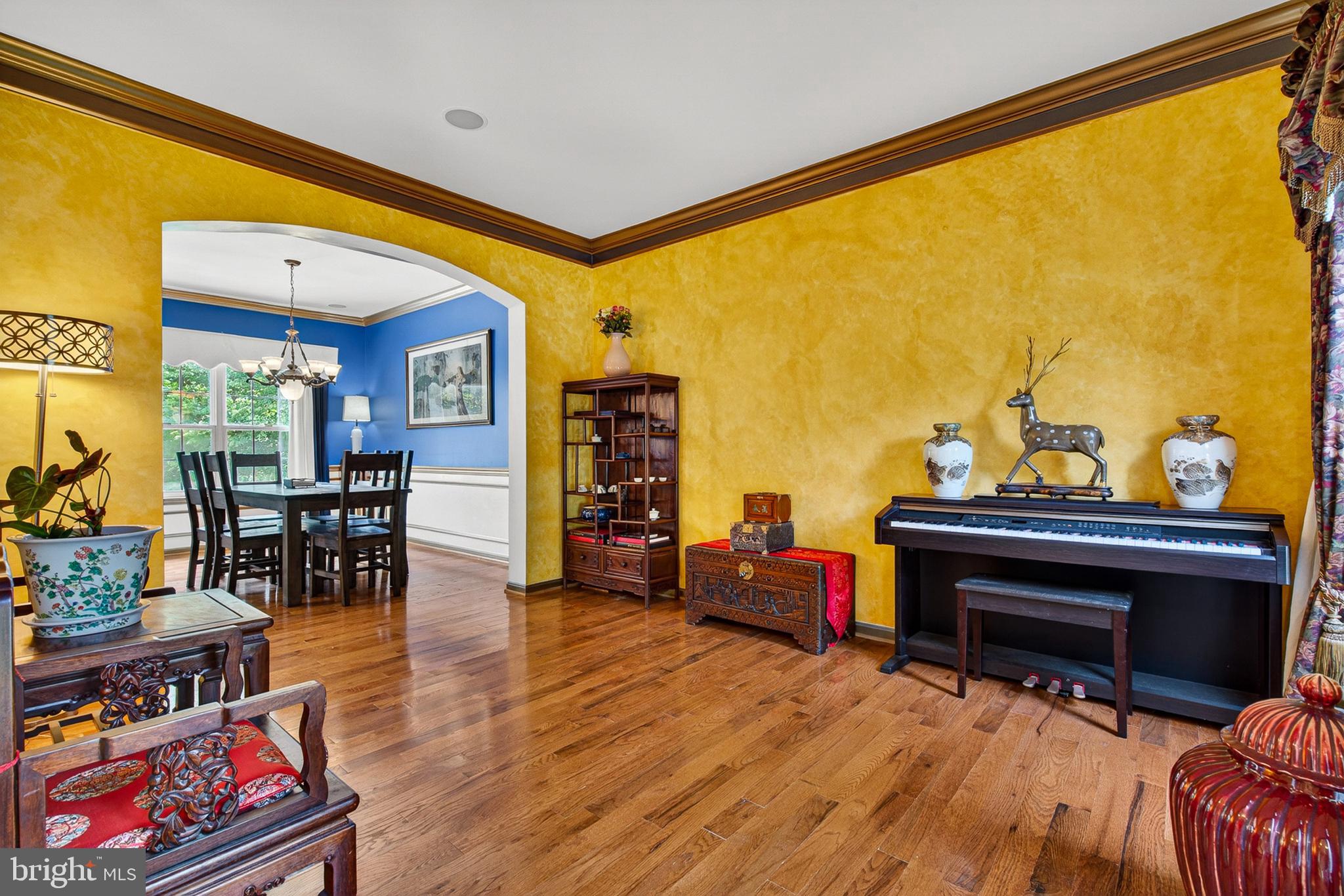 5076 SPRINGHOUSE CIRCLE