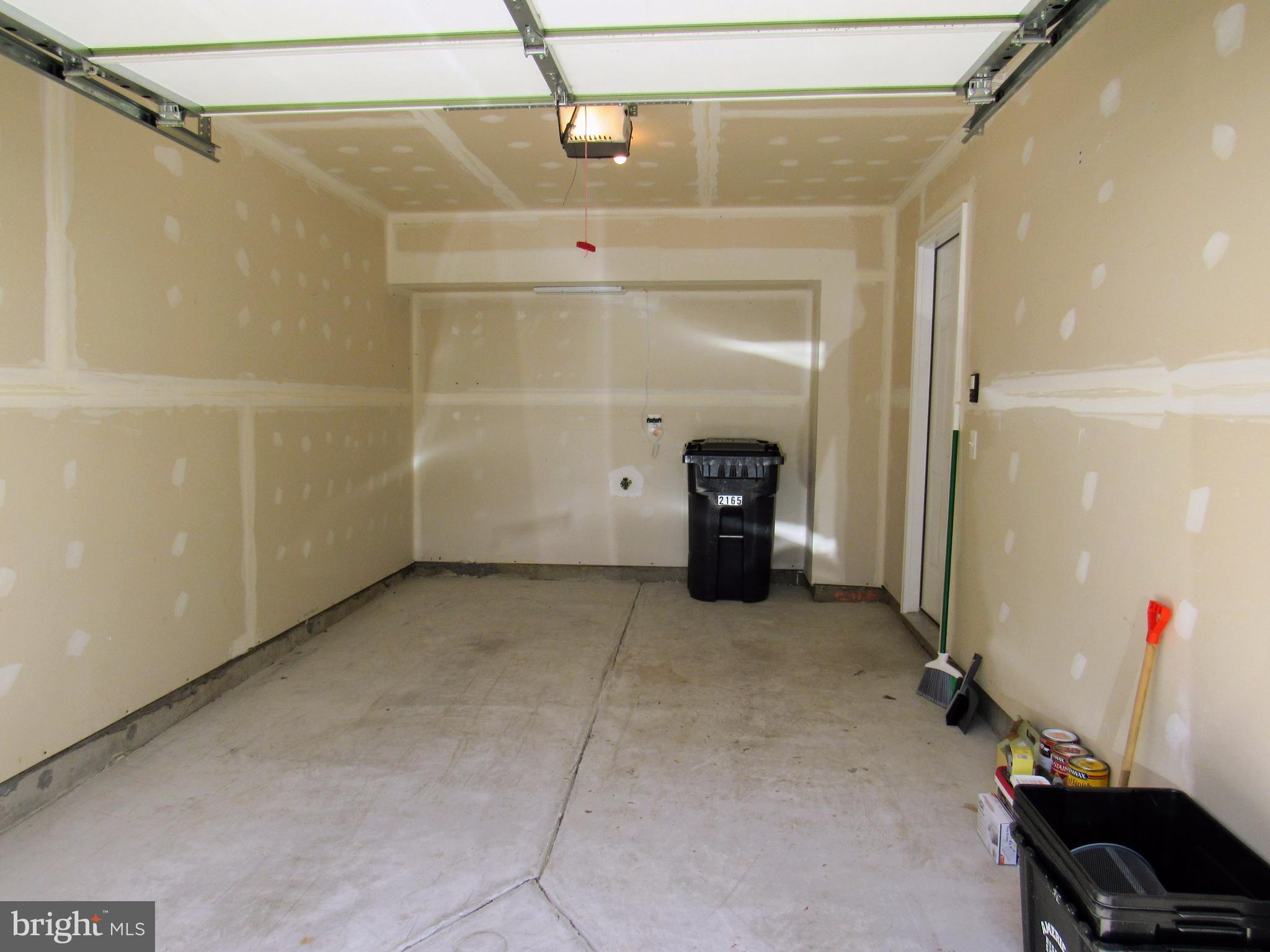 POTOMAC CLUB - Residential