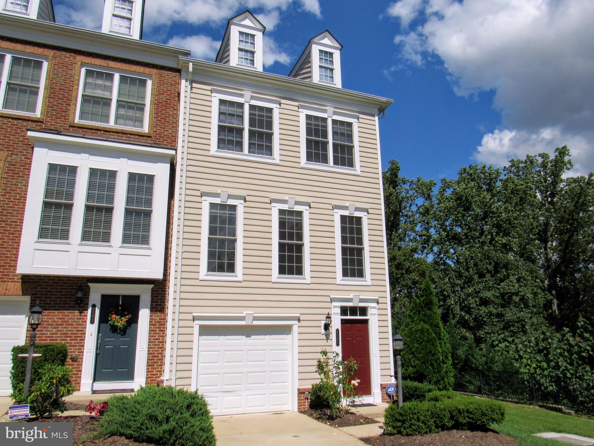 POTOMAC CLUB - Residential