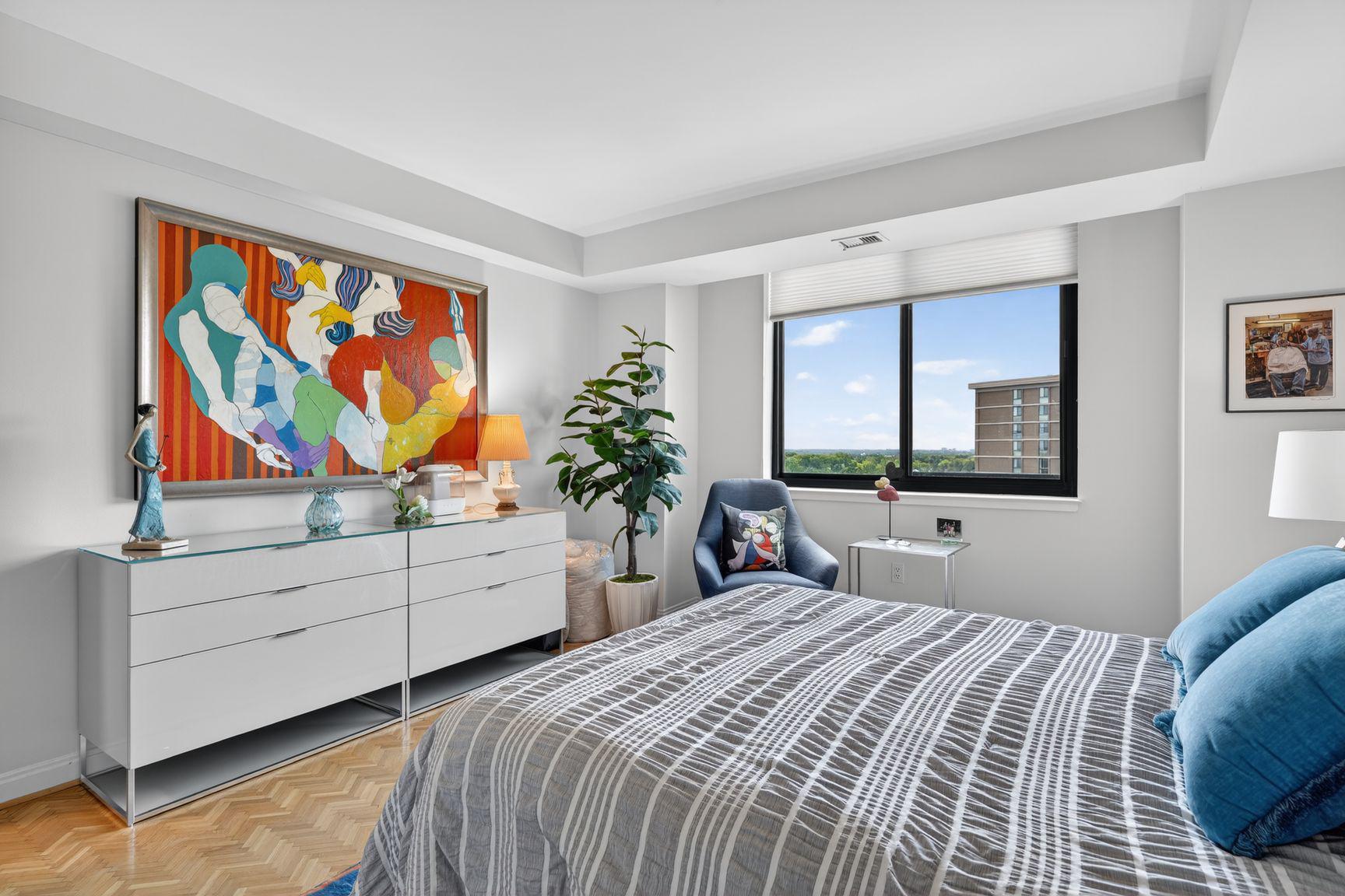 FRIENDSHIP HEIGHTS - Residential