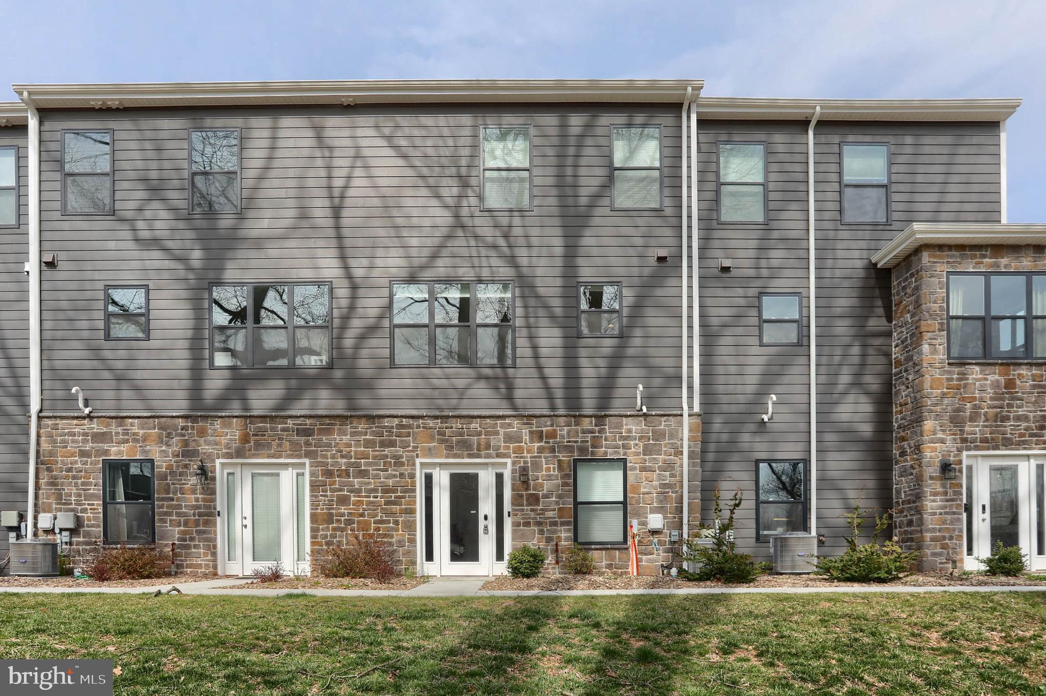 HIGH POINTE IN HERSHEY - Residential Lease