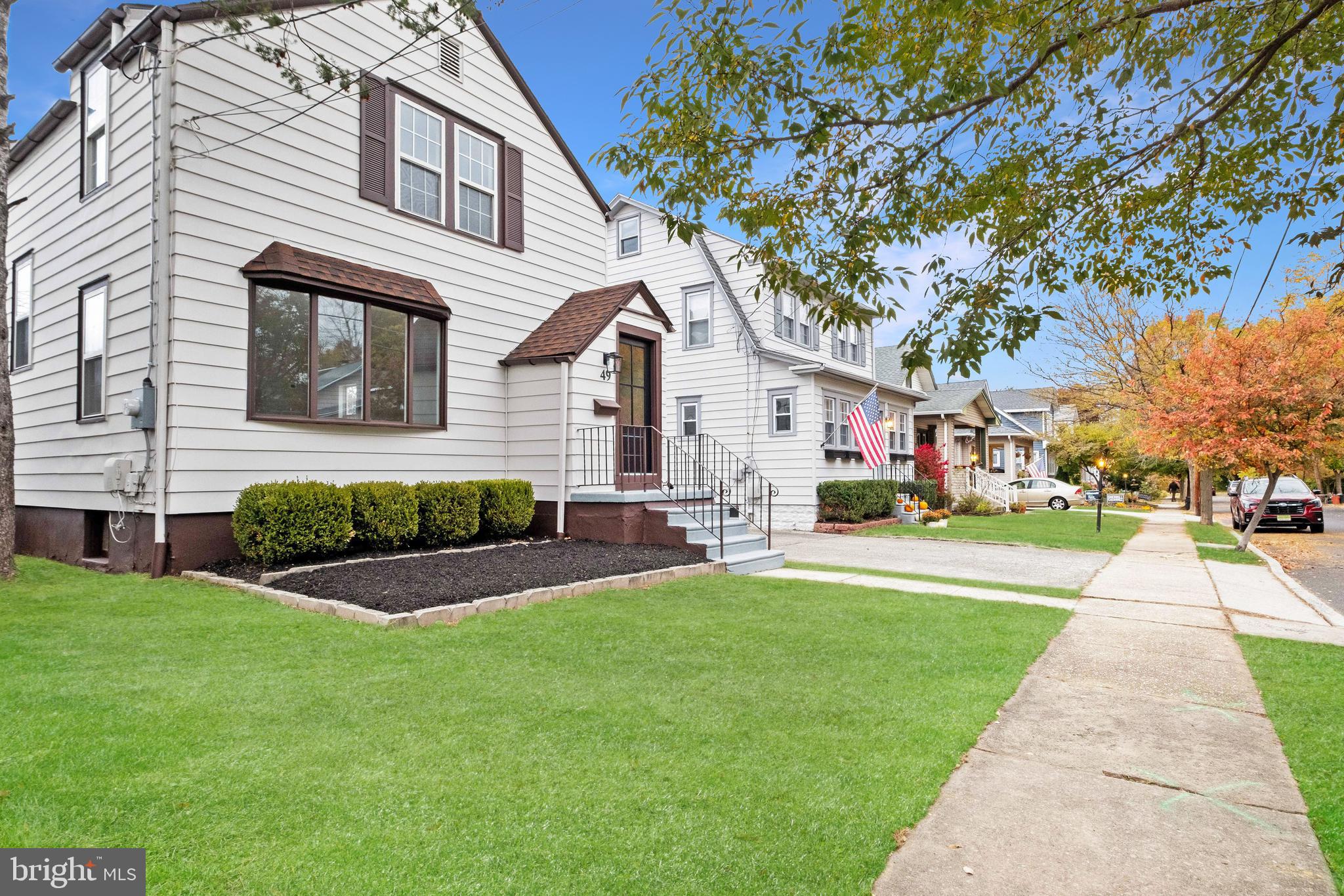 49 E GREENWOOD AVENUE