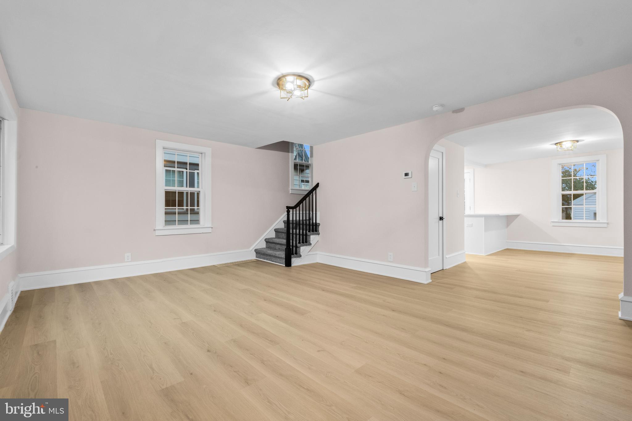 49 E GREENWOOD AVENUE