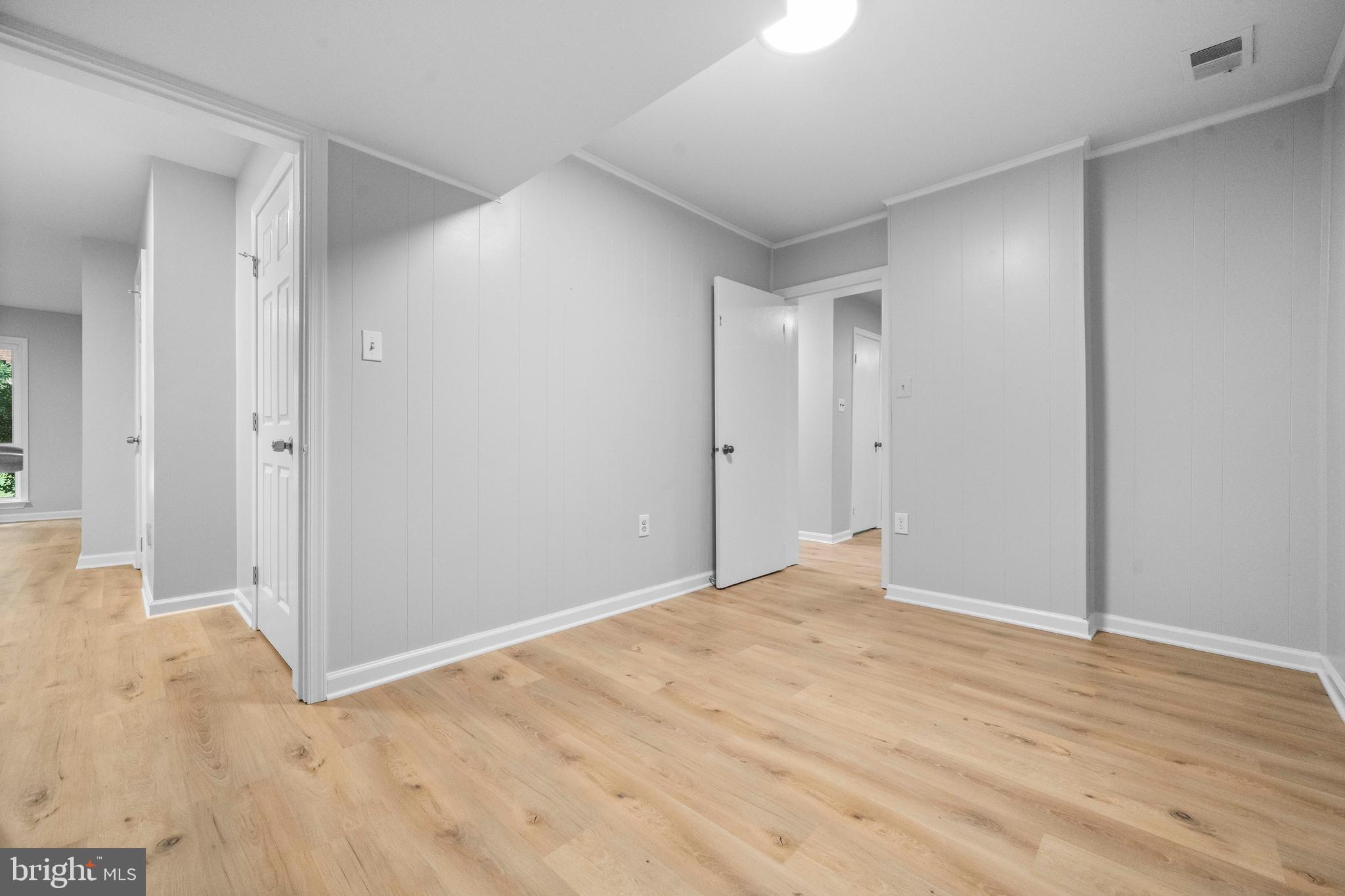 FAIRFAX PLAZA TOWNHOUSES - Residential