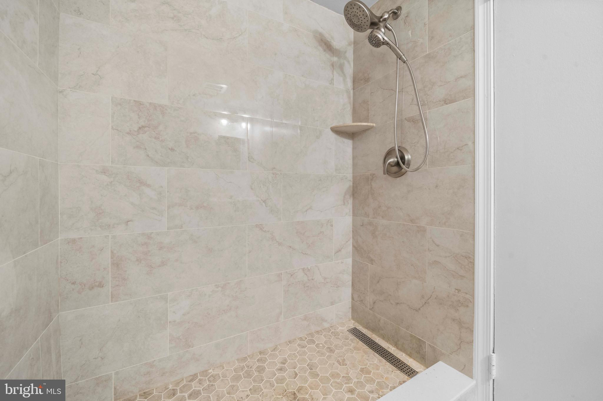 FAIRFAX PLAZA TOWNHOUSES - Residential