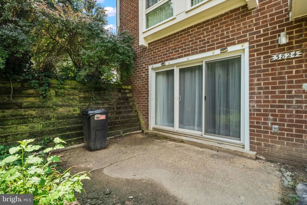 Photo of 3824 Persimmon Circle, FAIRFAX, VA 22031 (MLS # VAFX2297534)