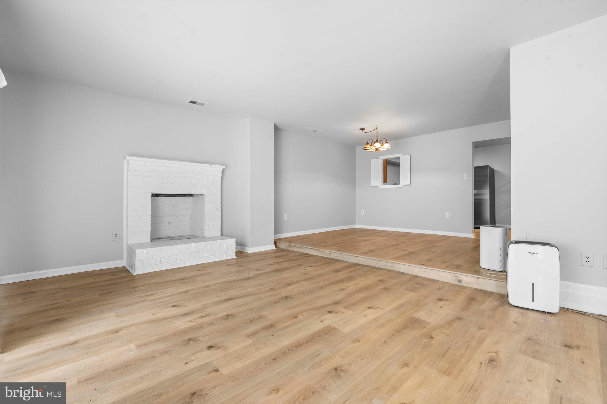 3824 PERSIMMON CIRCLE