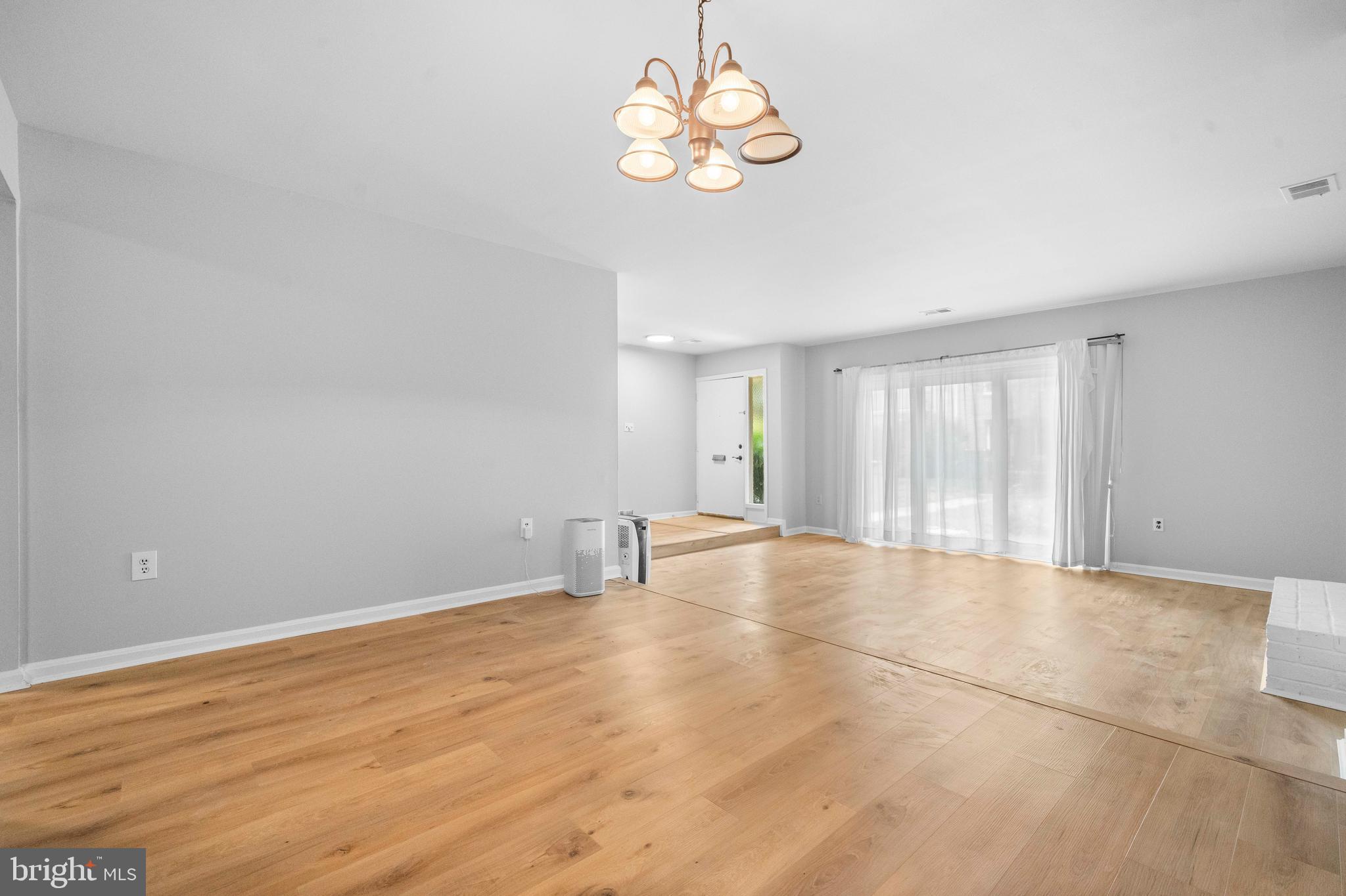 FAIRFAX PLAZA TOWNHOUSES - Residential