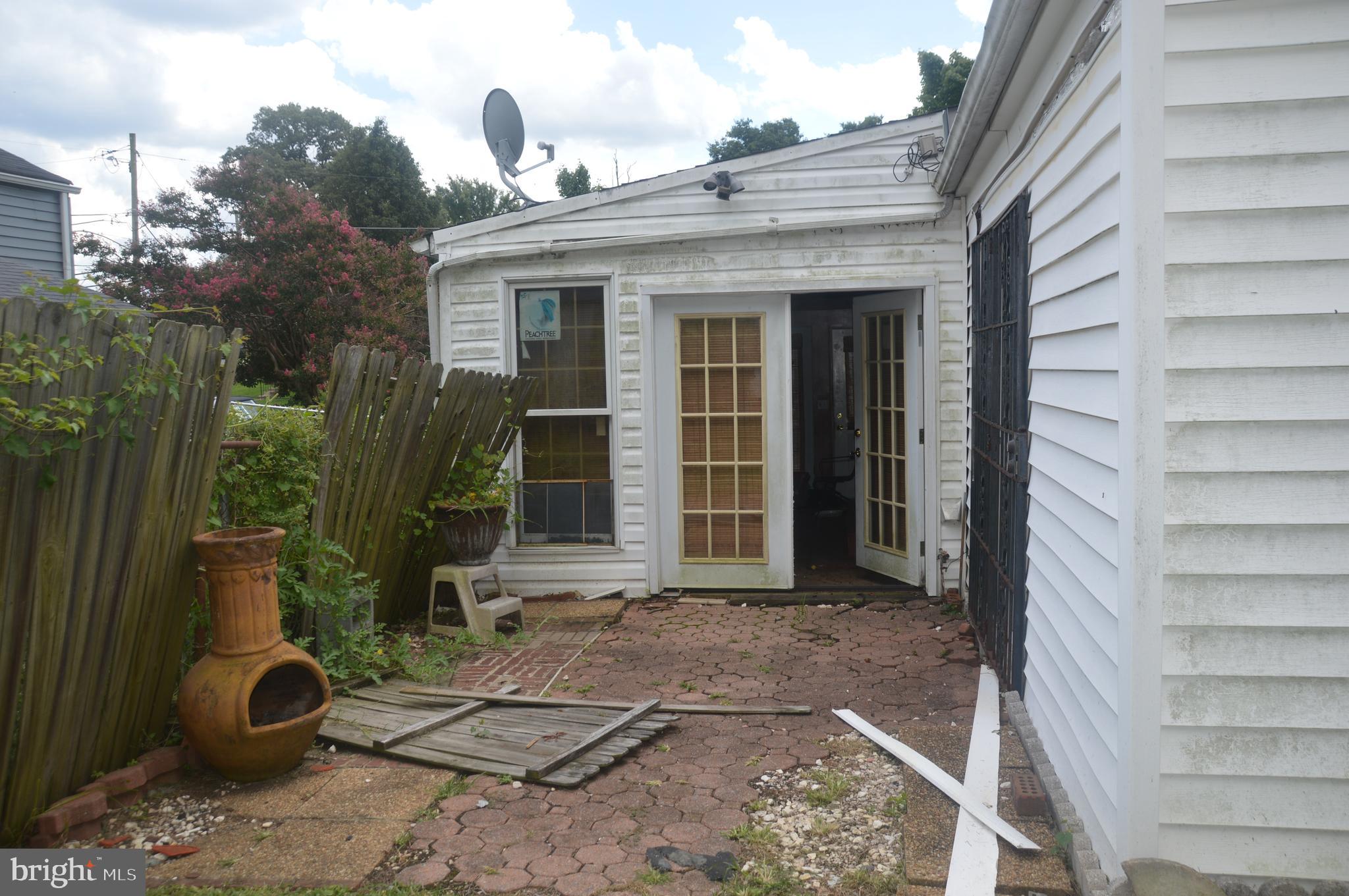 CHAPEL OAKS - Residential