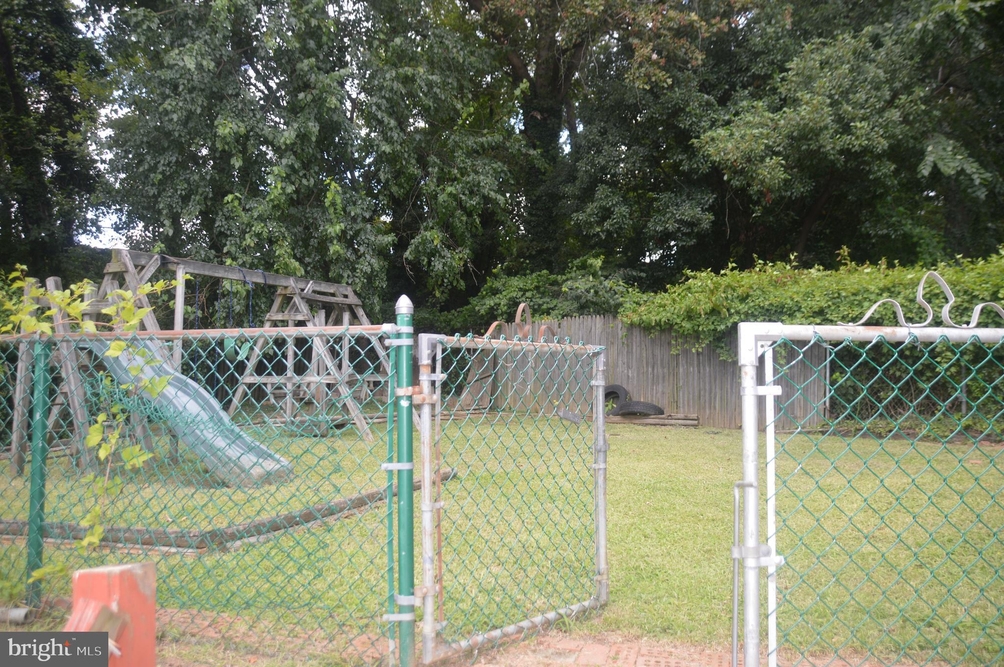 CHAPEL OAKS - Residential