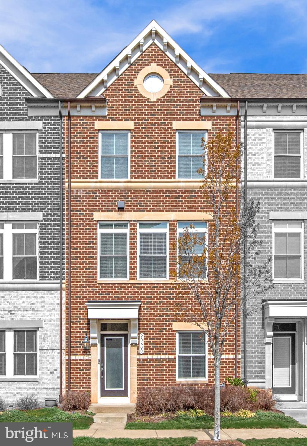 ONE LOUDOUN - Residential