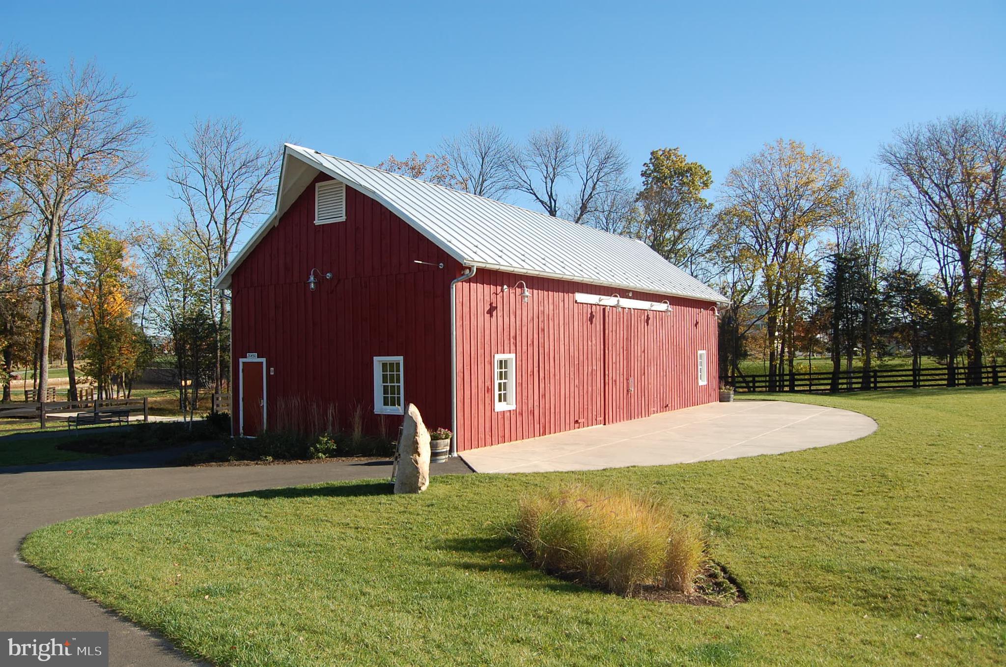 ONE LOUDOUN - Residential