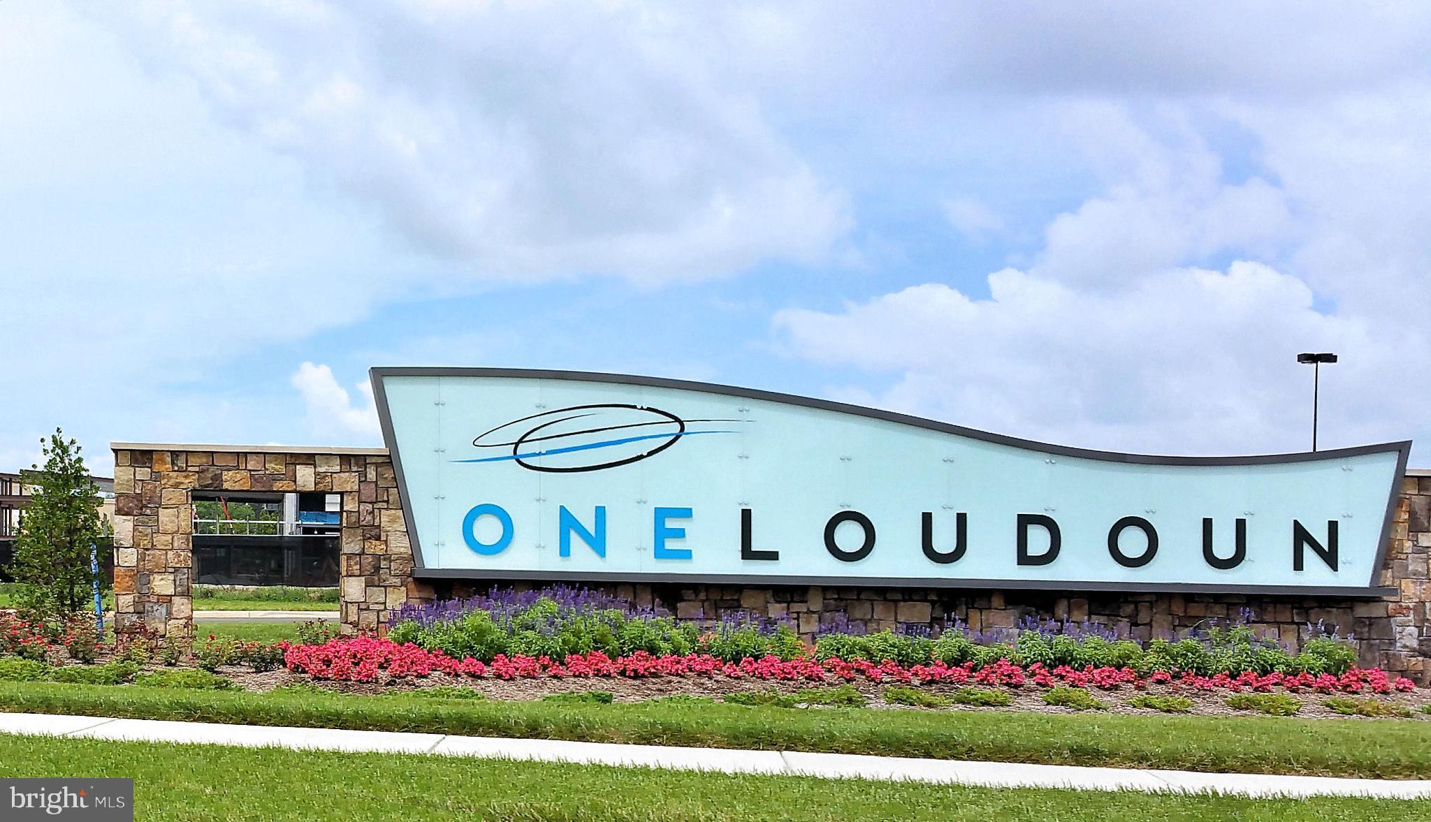 ONE LOUDOUN - Residential