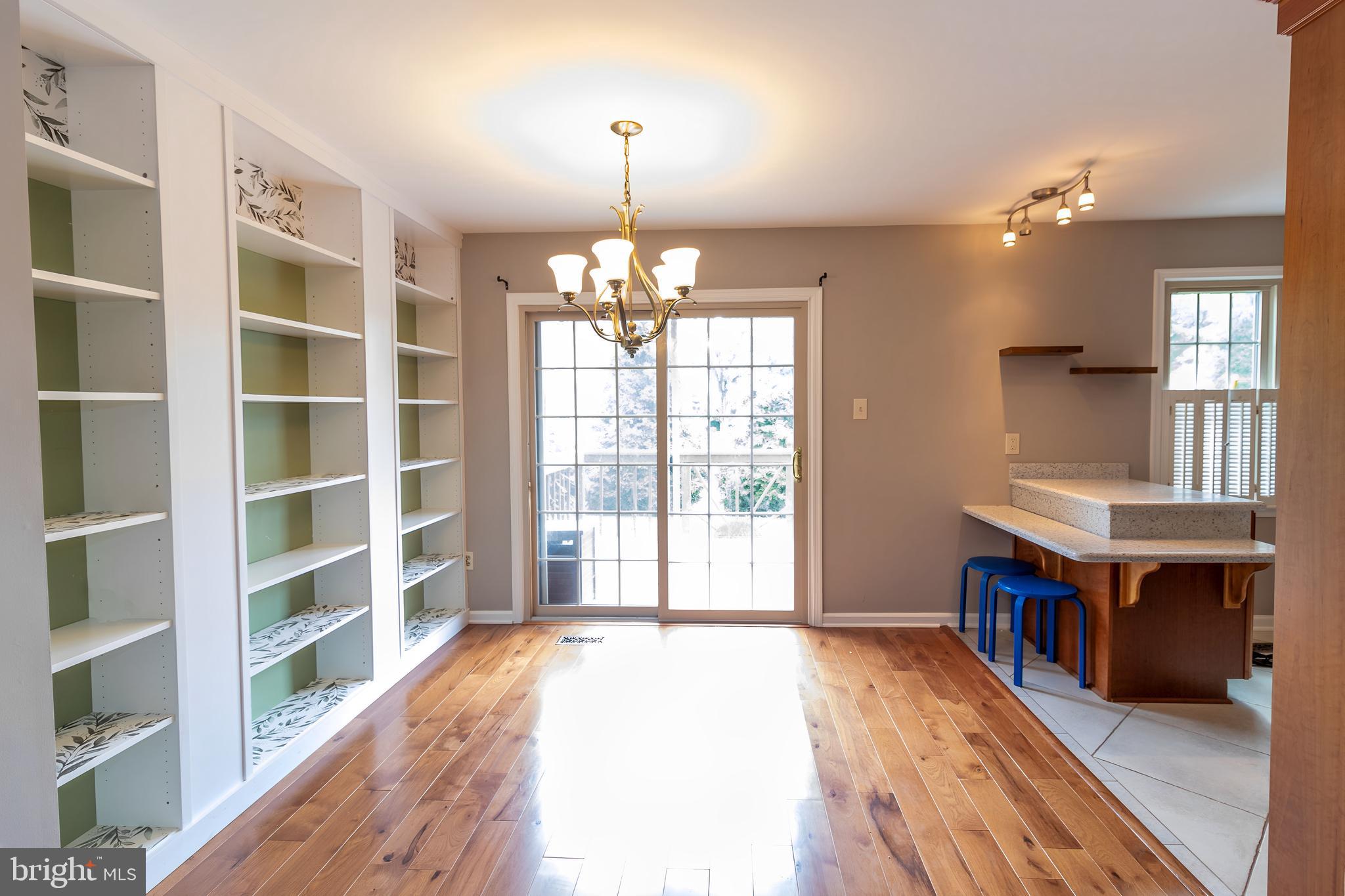 504 CARPENTER COURT
