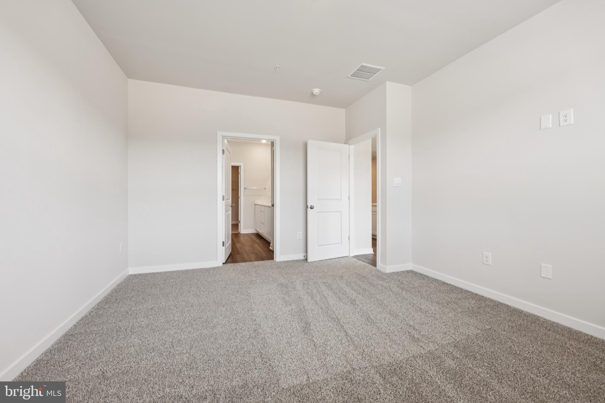 PINEGROVE - Residential