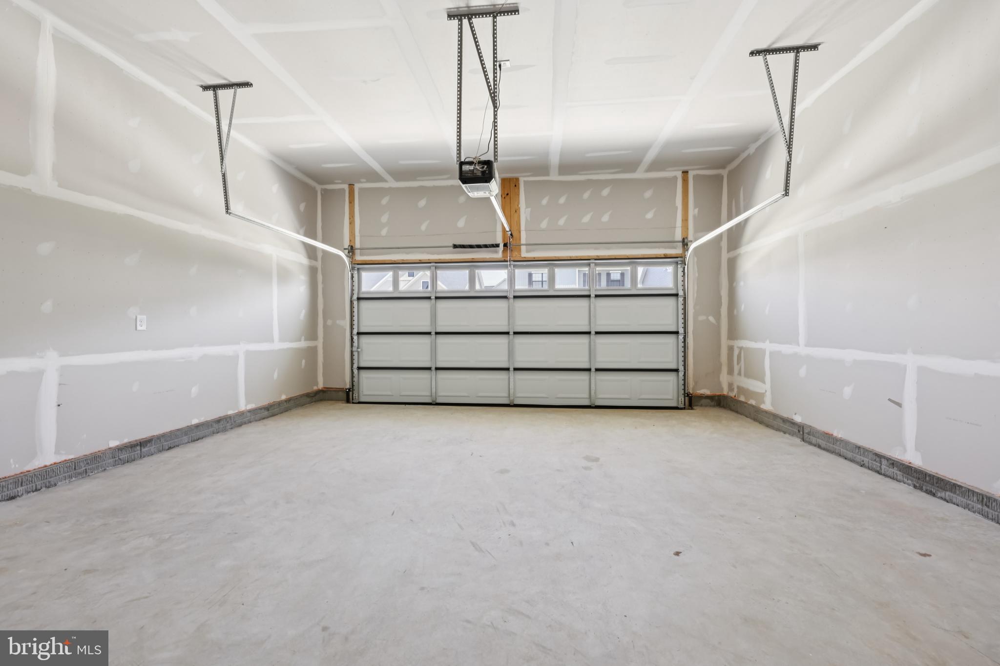 PINEGROVE - Residential