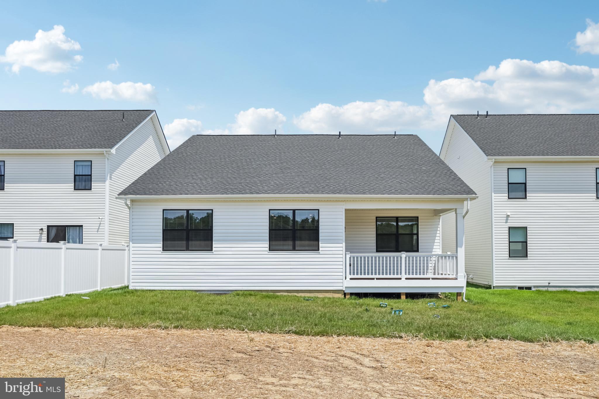 PINEGROVE - Residential