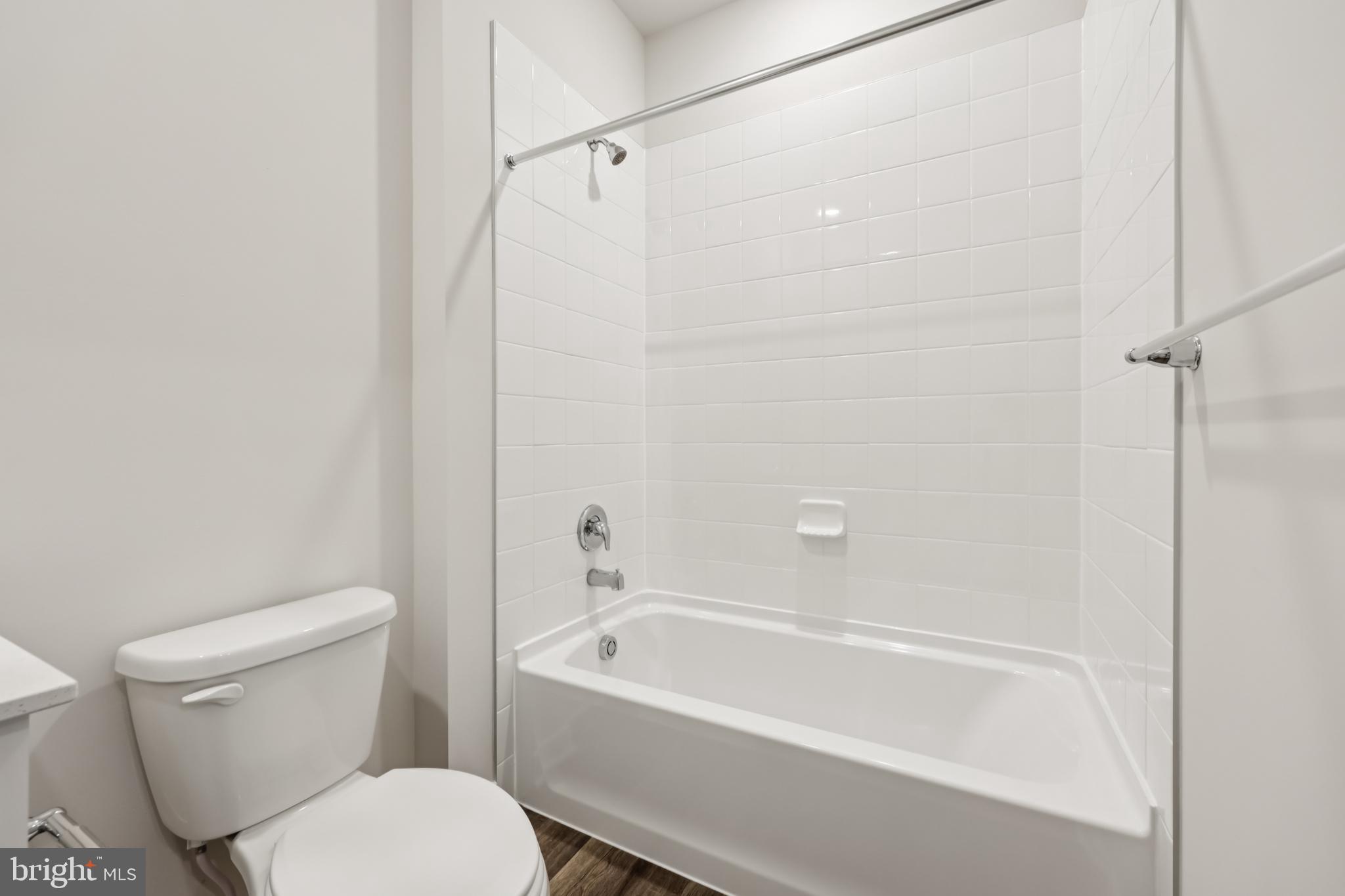 PINEGROVE - Residential