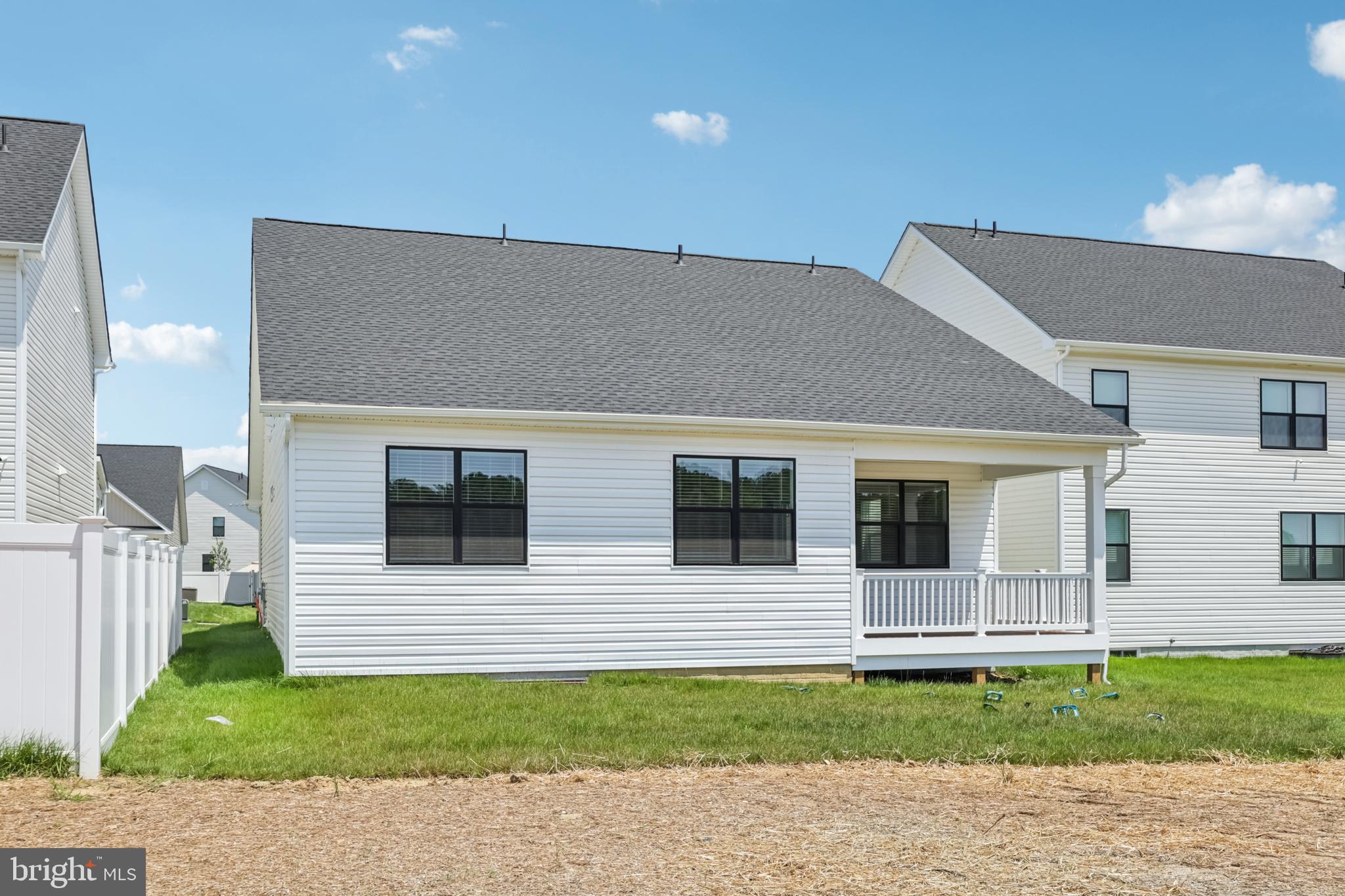 PINEGROVE - Residential