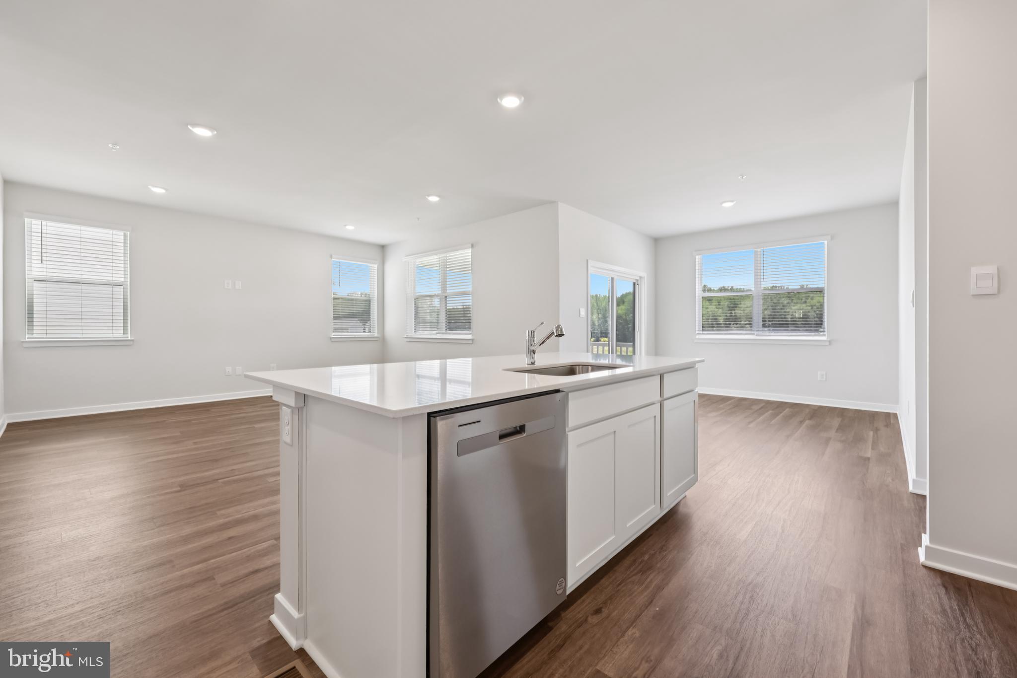 PINEGROVE - Residential