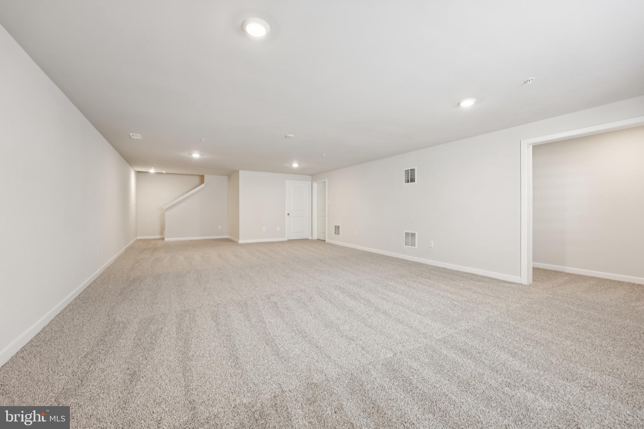 PINEGROVE - Residential