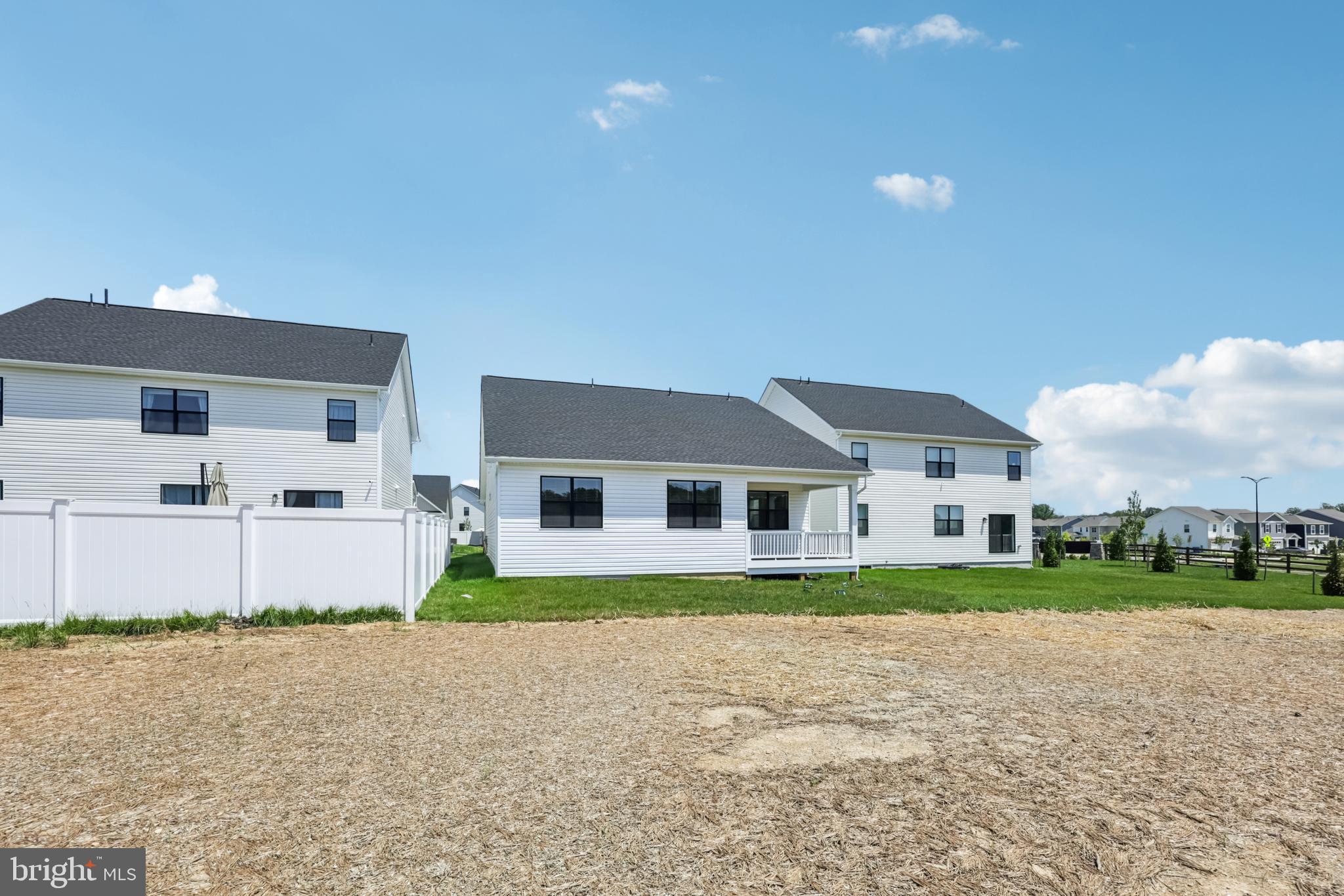 PINEGROVE - Residential