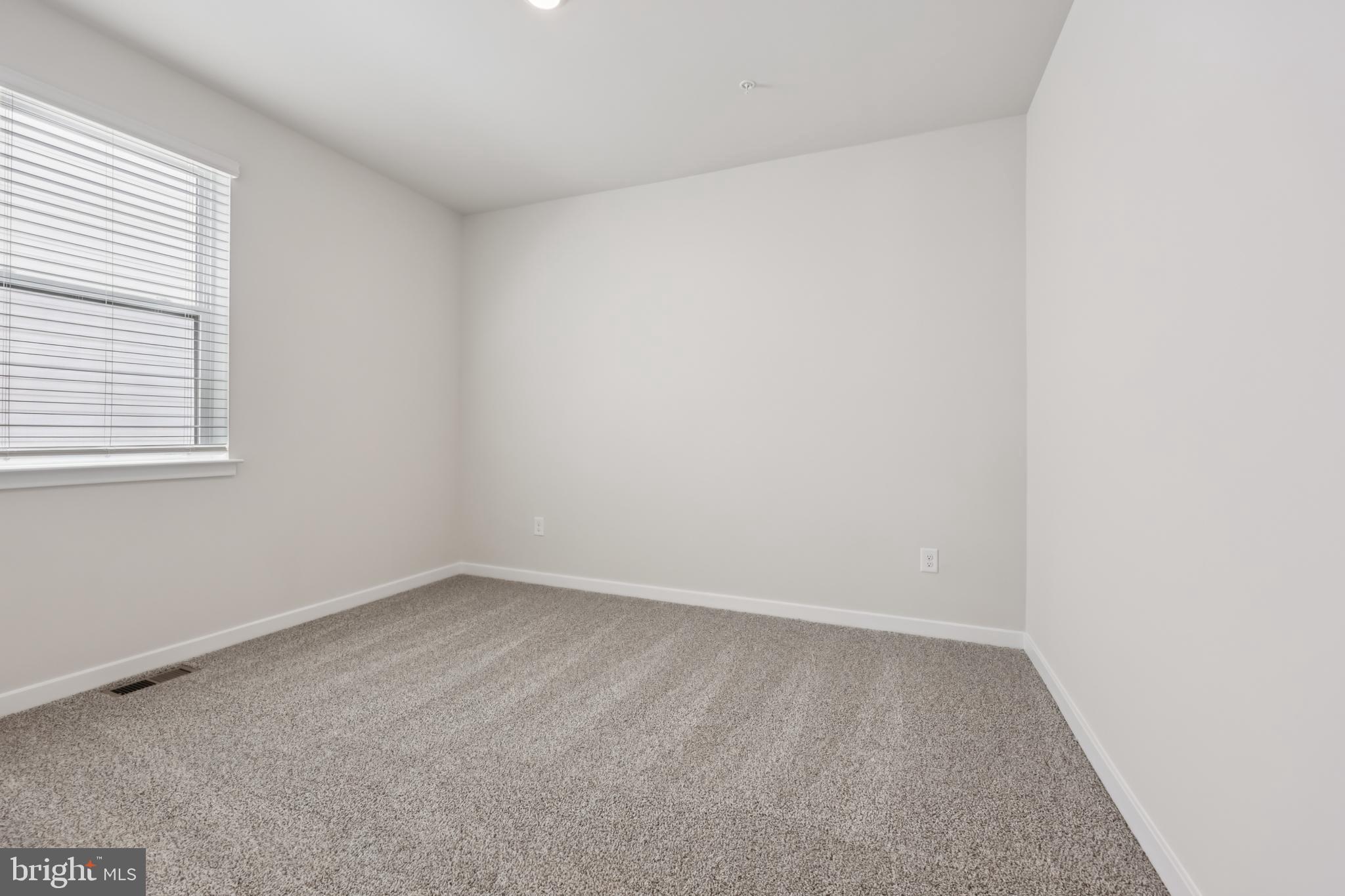 PINEGROVE - Residential