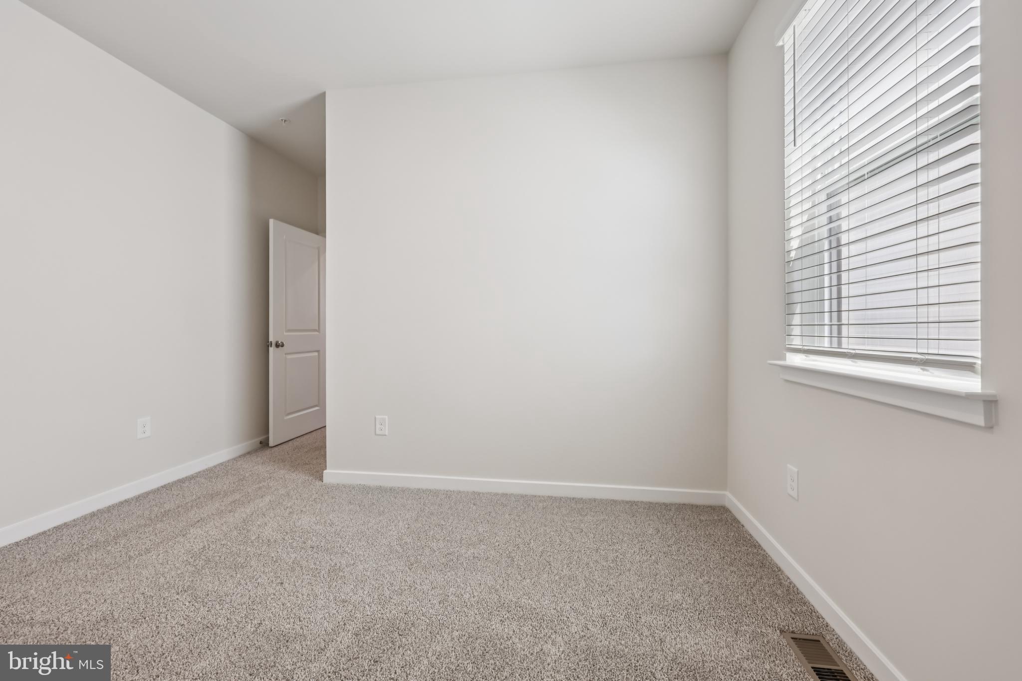 PINEGROVE - Residential