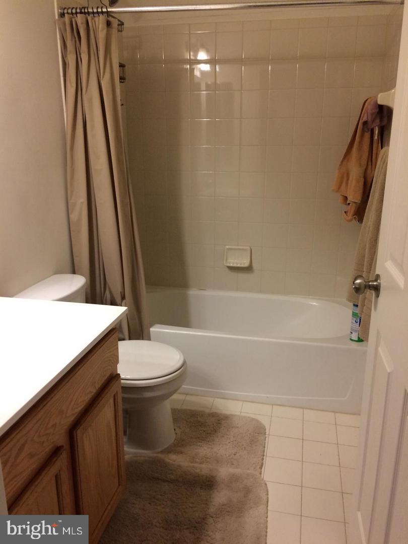 POTOMAC CLUB - Residential Lease