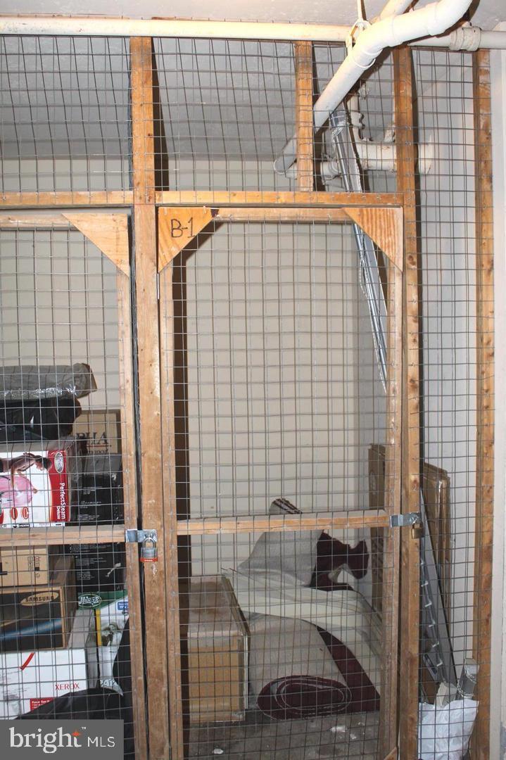 BELVEDERE CONDOMINIUM - Residential Lease